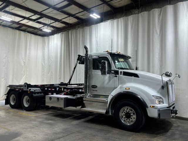 2027 KENWORTH T880 in Mableton, GA