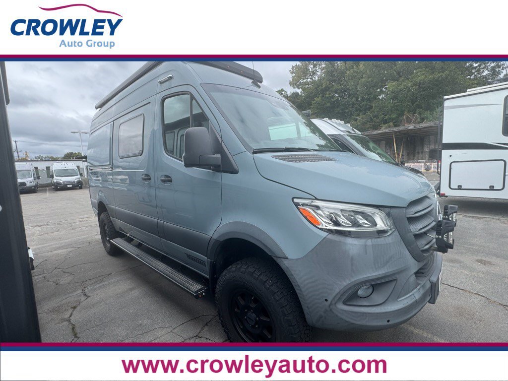 2022 Winnebago Revel 44E in bristol CT