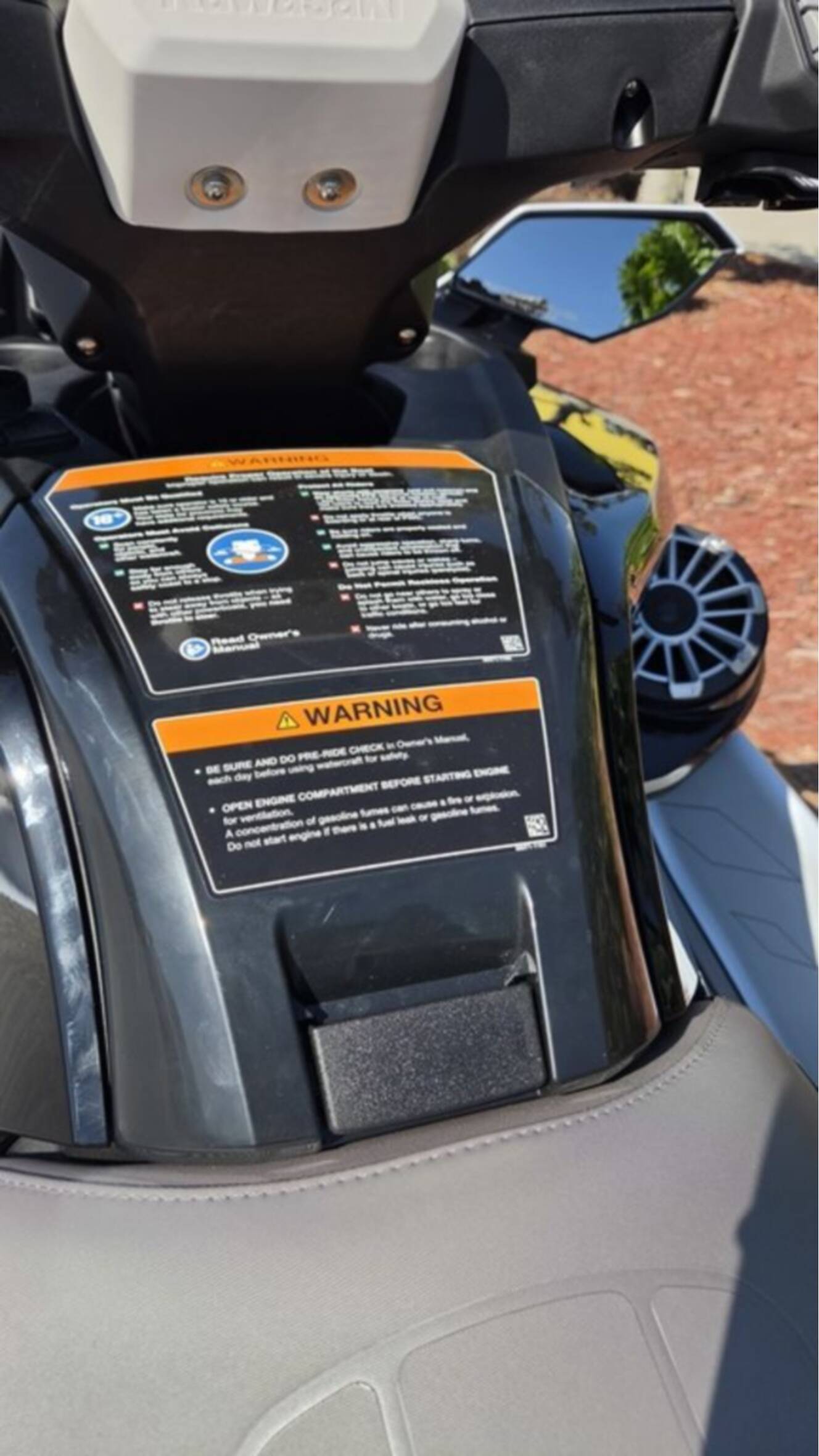 A photo of this 2026 Kawasaki Jet Ski® Ultra® 160 LX