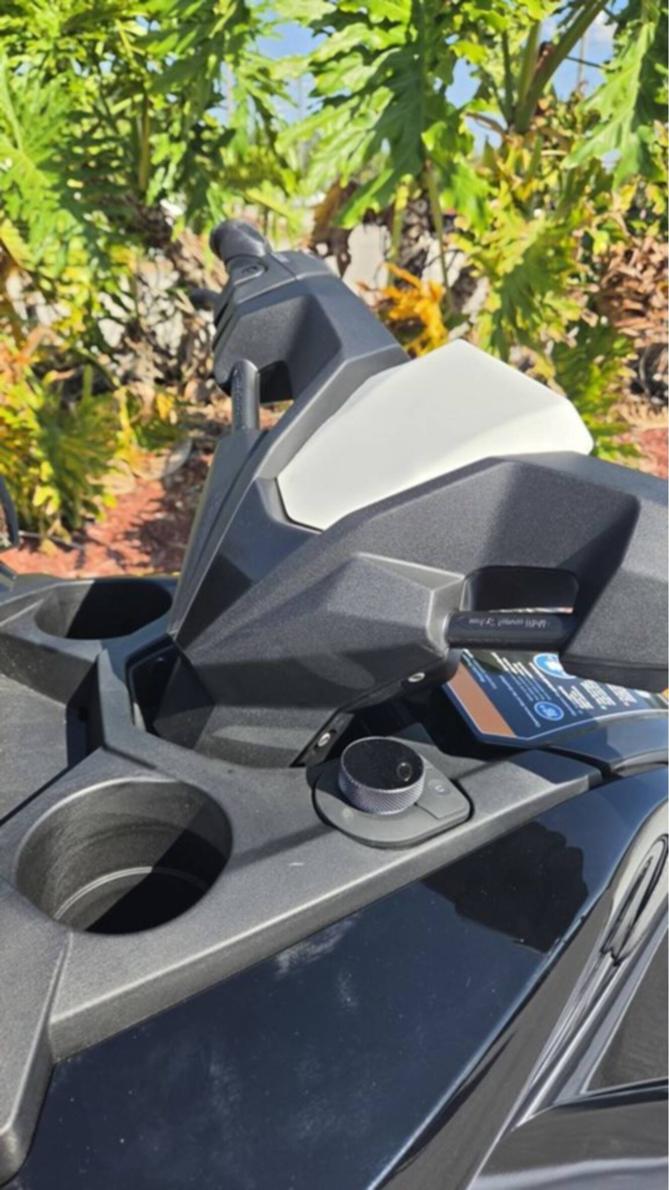 A photo of this 2026 Kawasaki Jet Ski® Ultra® 160 LX