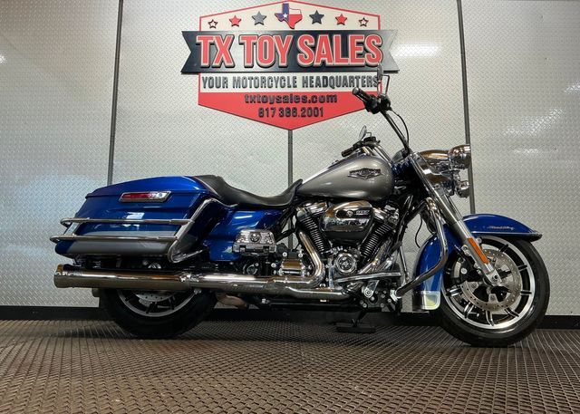 2017 Harley-Davidson Road King Base in Fort Worth, TX