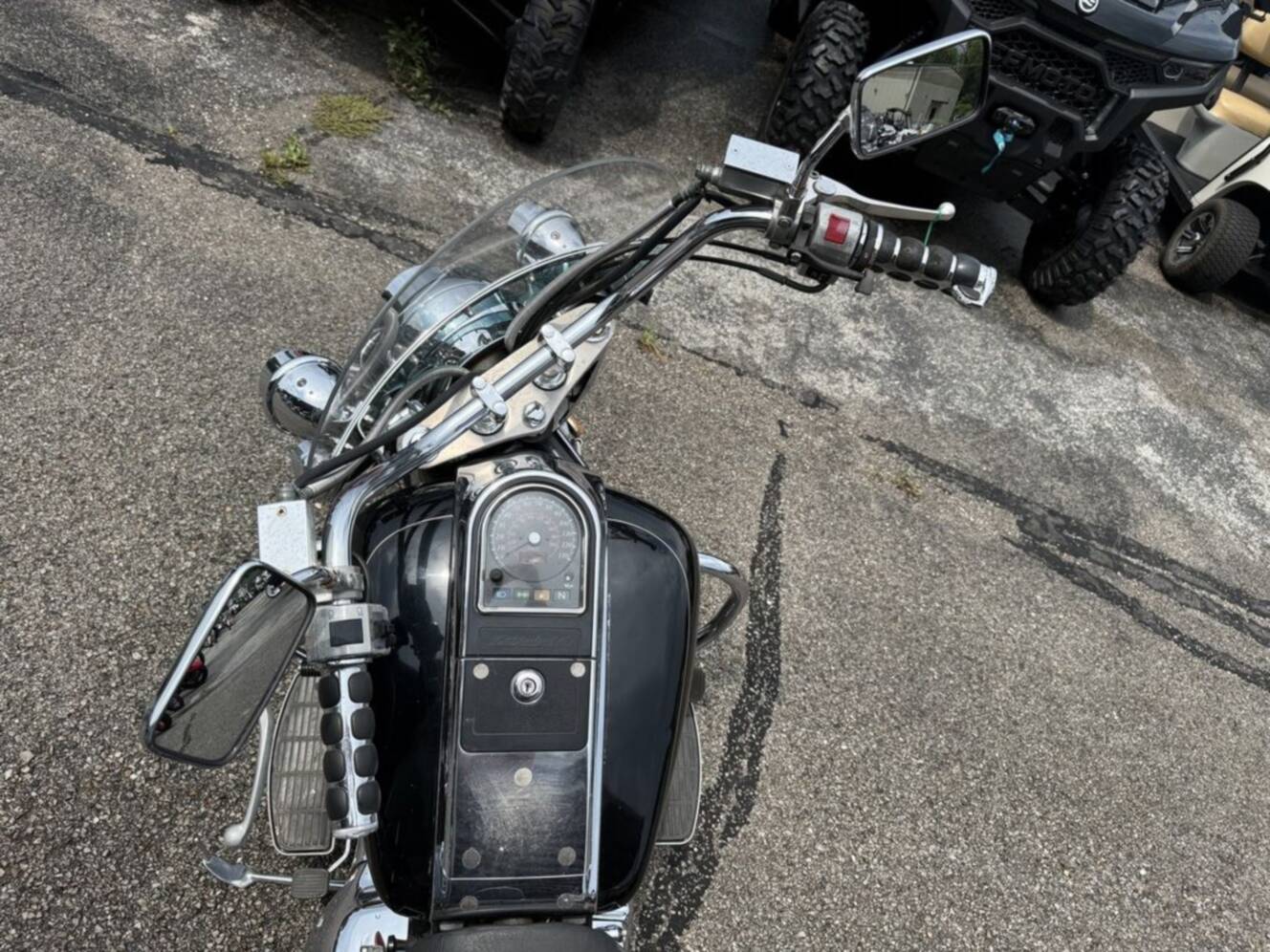 A photo of this 2000 Suzuki VL1500Y