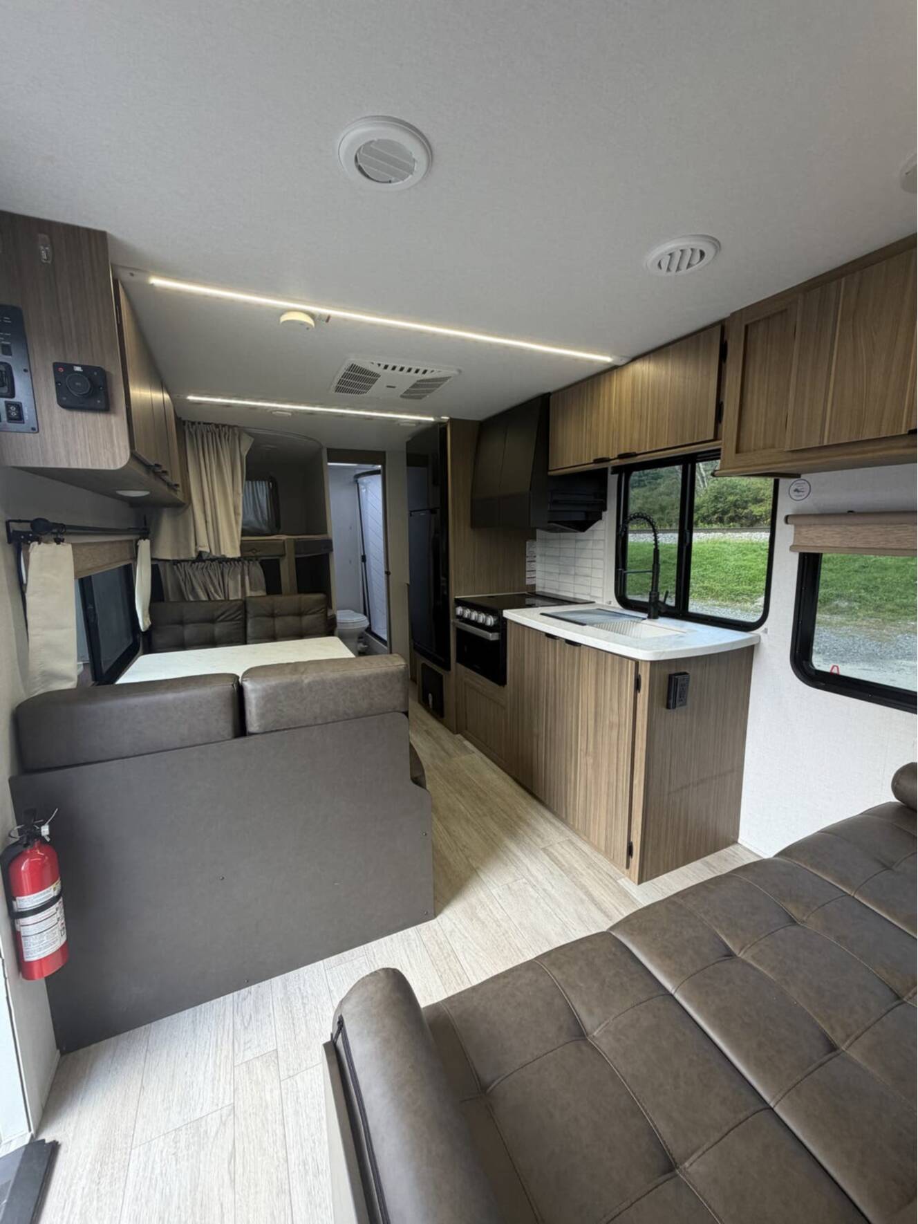 A photo of this 2025 Forest River Salem Cruise Lite 261BHXL