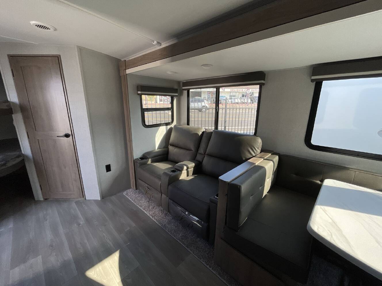 A photo of this 2025 Grand Design Imagine 2800BH