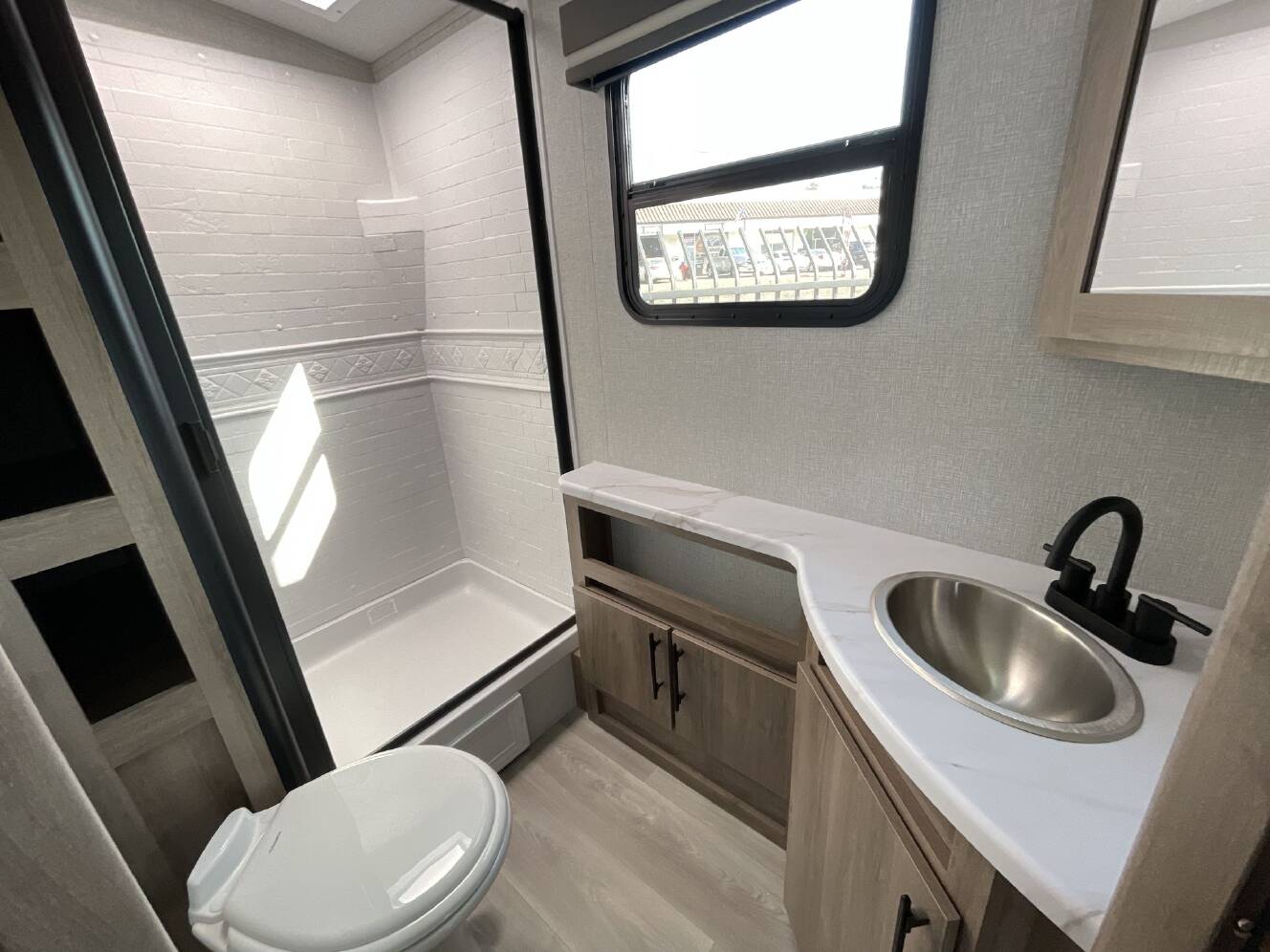 A photo of this 2025 Grand Design Imagine 2800BH