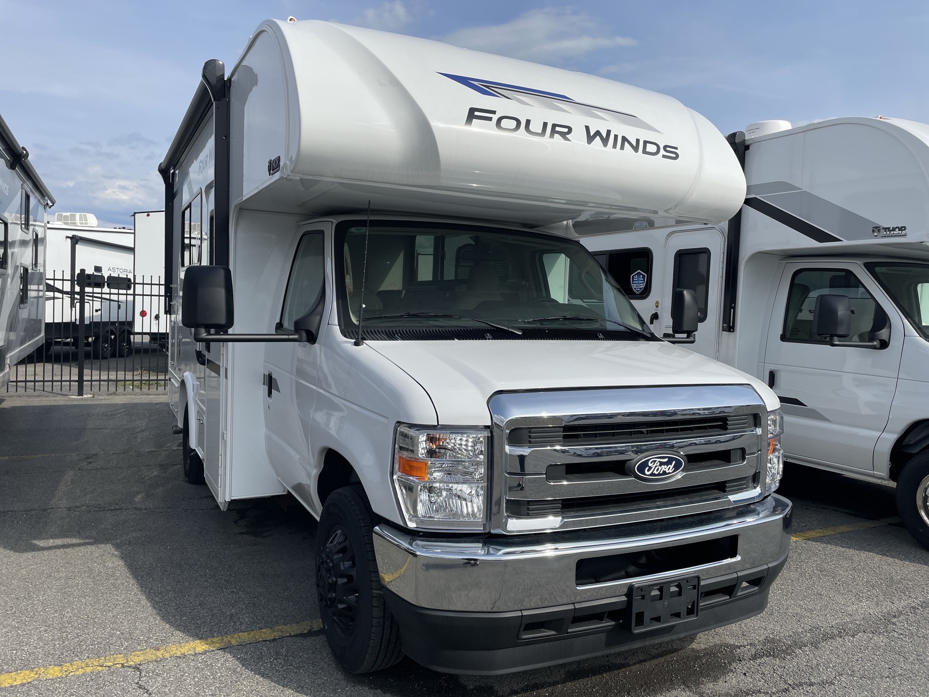 2026 Thor FOUR WINDS 19XF in west coxsackie NY