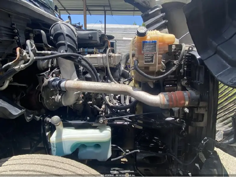 2019 INTERNATIONAL LT625