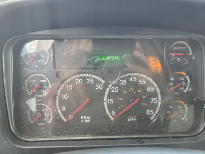 2022 FREIGHTLINER BUSINESS CLASS M2 106