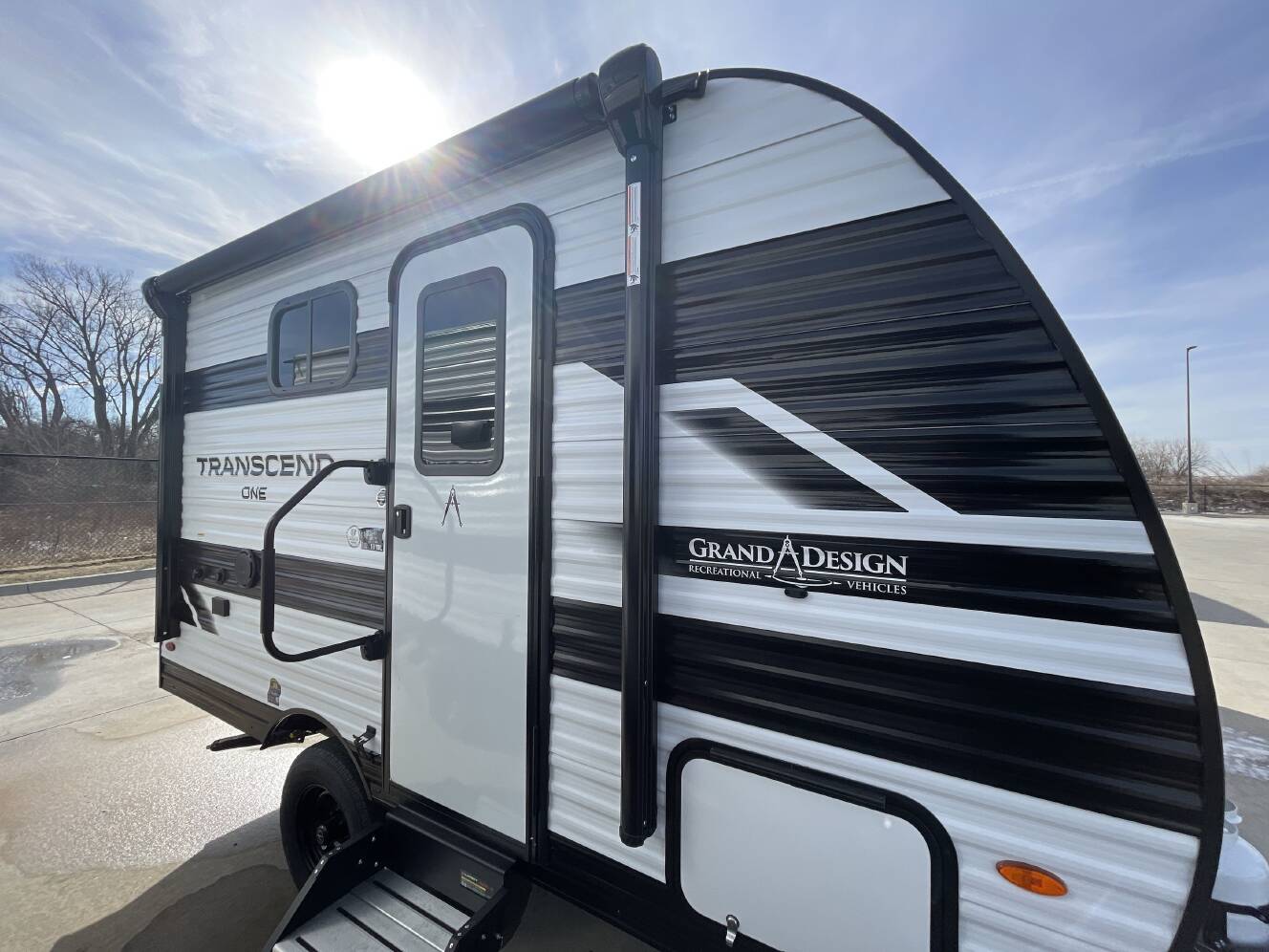 A photo of this 2026 Grand Design TRANSCEND ONE 131DL