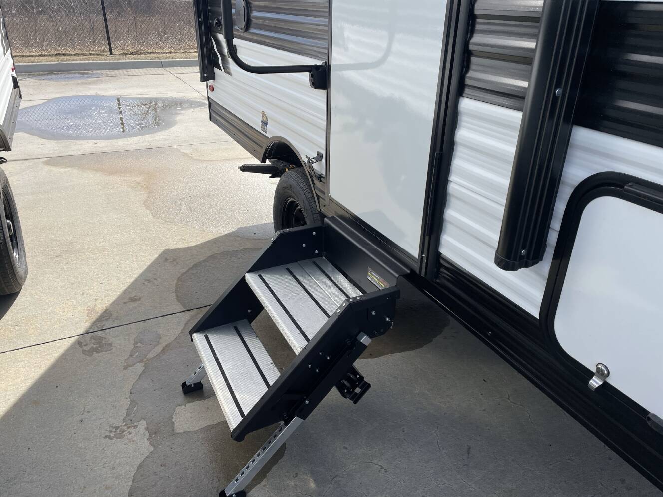 A photo of this 2026 Grand Design TRANSCEND ONE 131DL