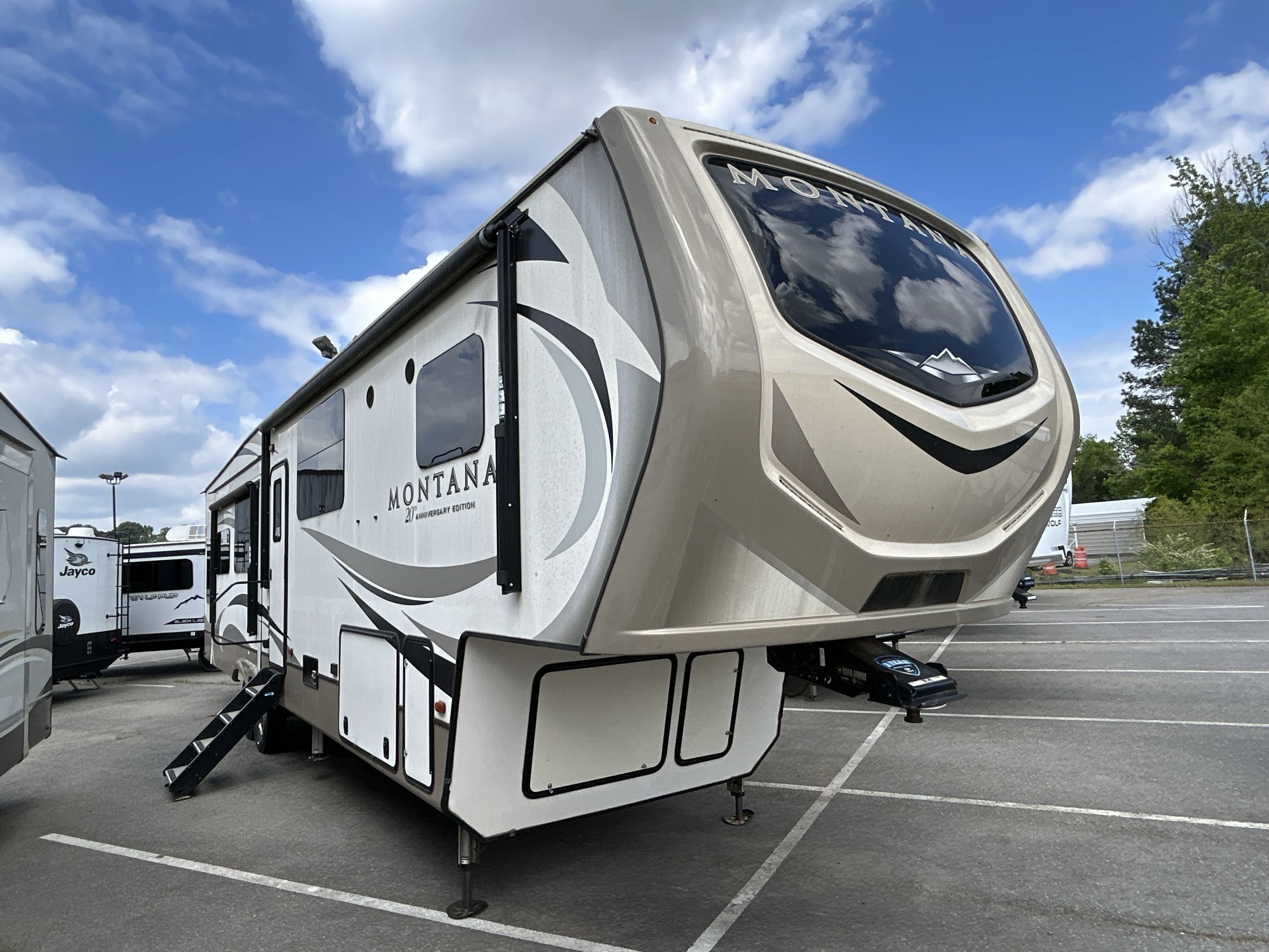 2019 Keystone MONTANA 20TH ANNIVERSARY 3811MS in sherwood AR