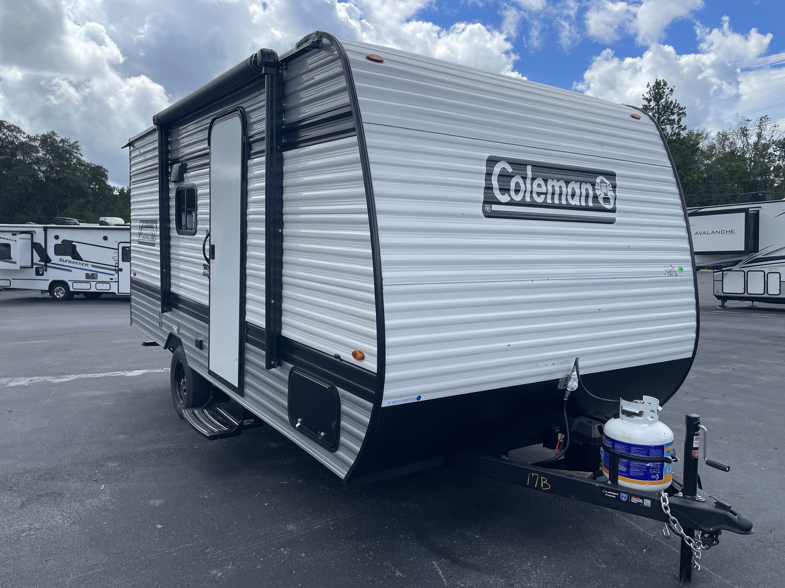 2027 Keystone COLEMAN 17B in midway FL