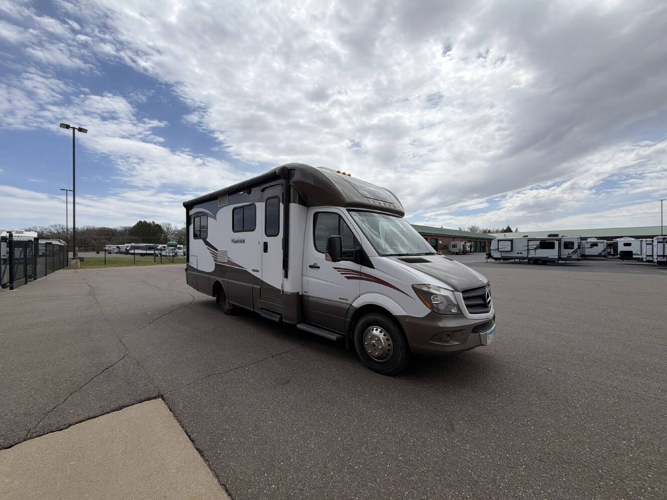 A photo of this 2015 Itasca NAVION 24V