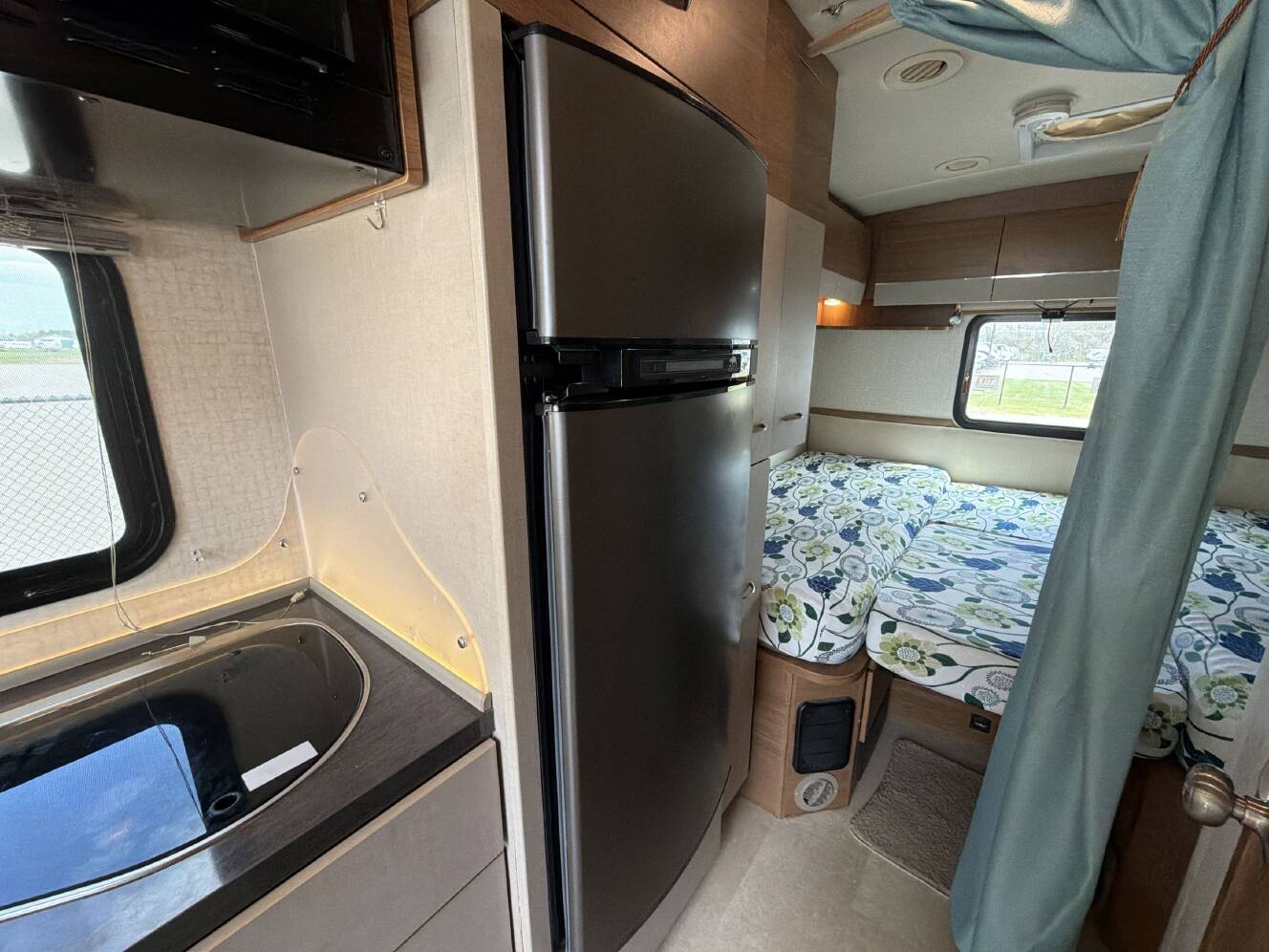 A photo of this 2015 Itasca NAVION 24V