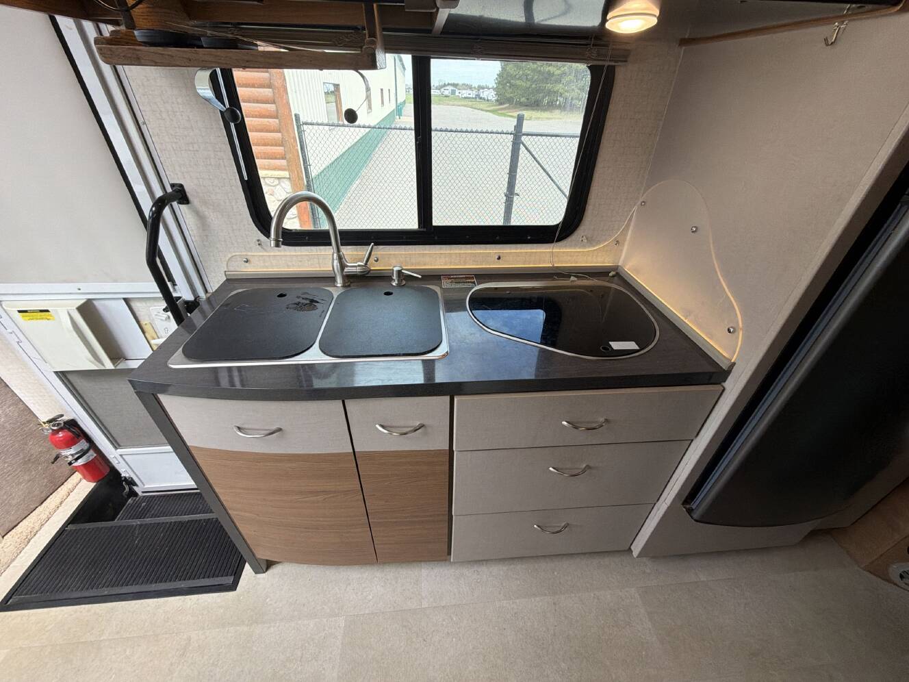 A photo of this 2015 Itasca NAVION 24V