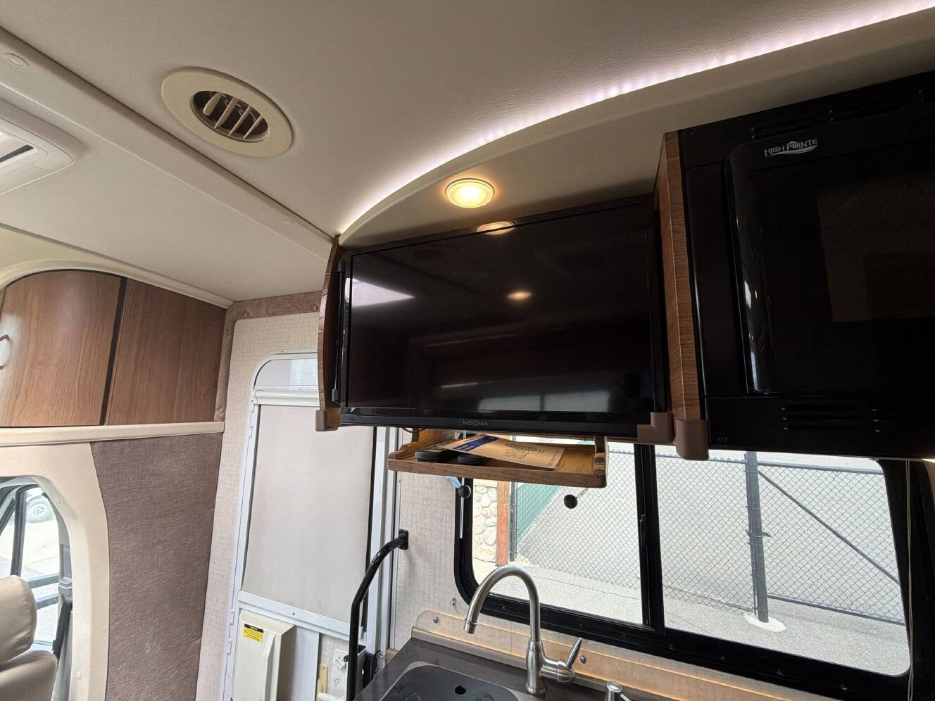 A photo of this 2015 Itasca NAVION 24V