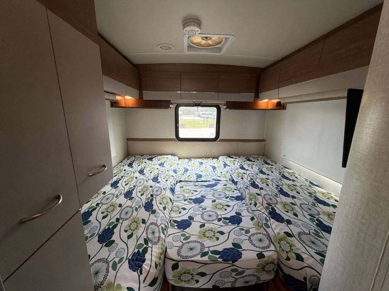 A photo of this 2015 Itasca NAVION 24V
