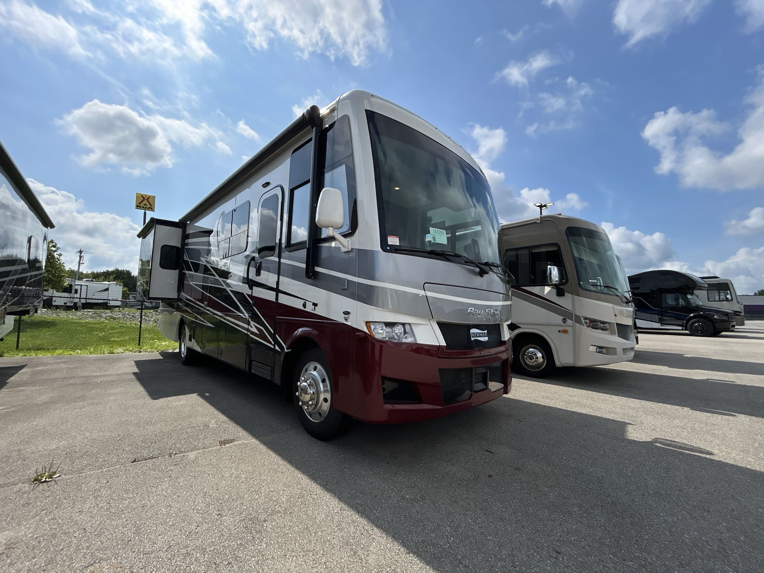 2027 Newmar BAY STAR 3114 in greenfield IN