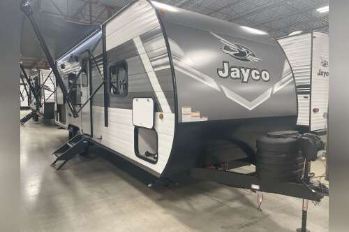 2027 Jayco JAY FLIGHT 260BHW in colton CA