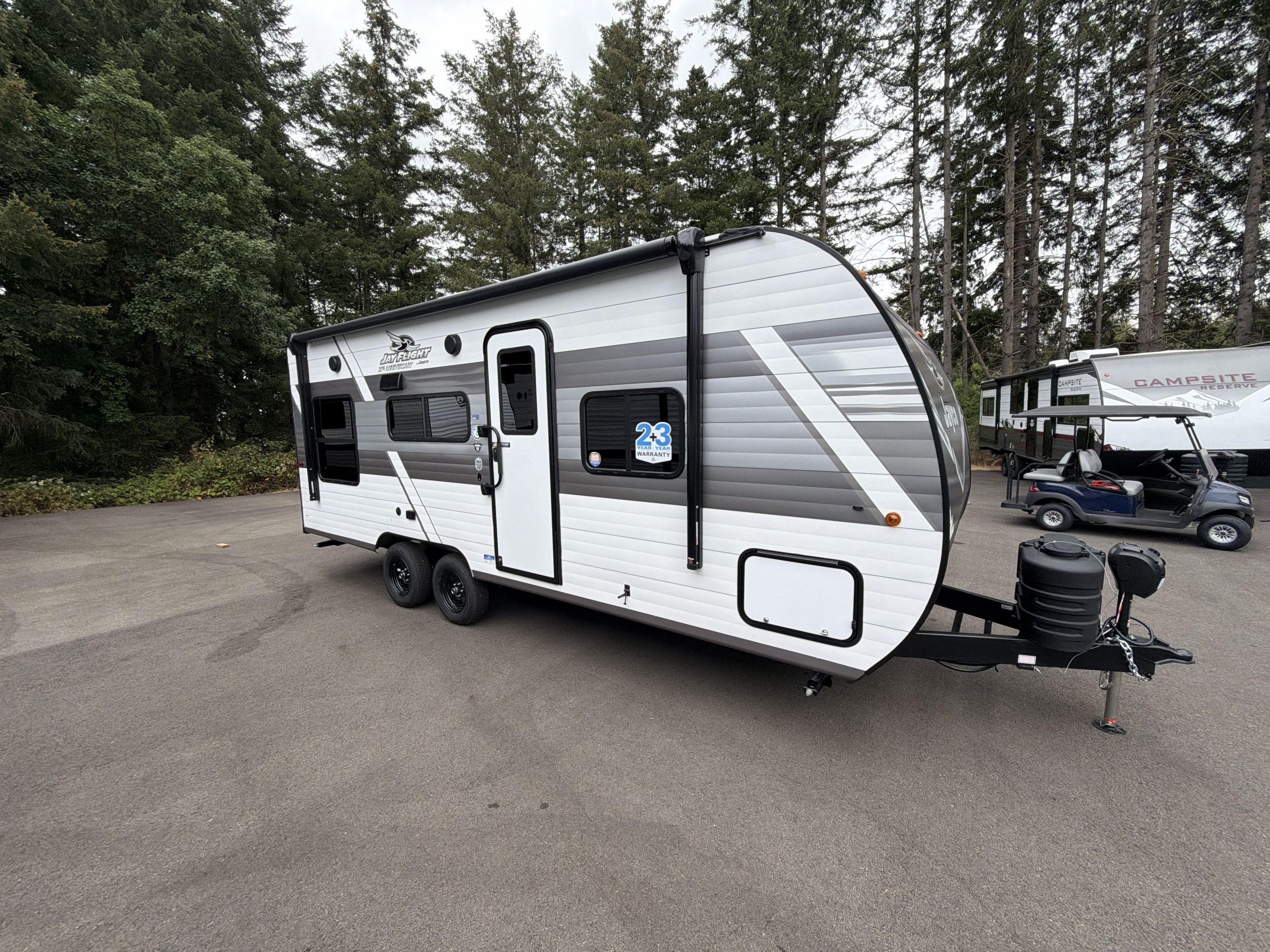 2027 Jayco JAY FLIGHT 210QBW in silverdale WA