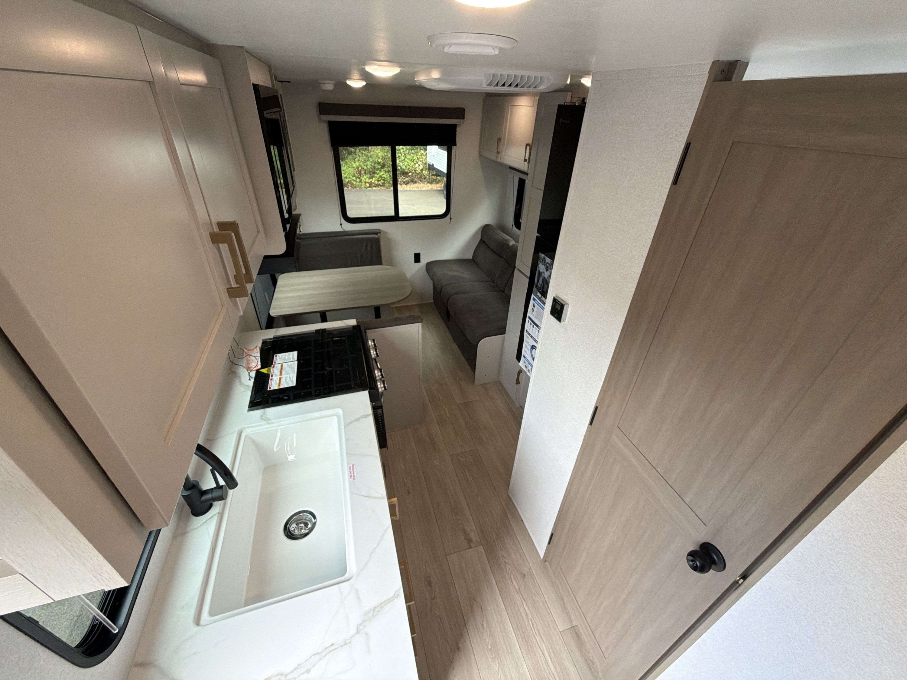 2027 Jayco JAY FLIGHT 210QBW in silverdale WA