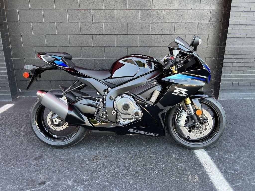2027 Suzuki GSX-R750 Sportbike motorcycle