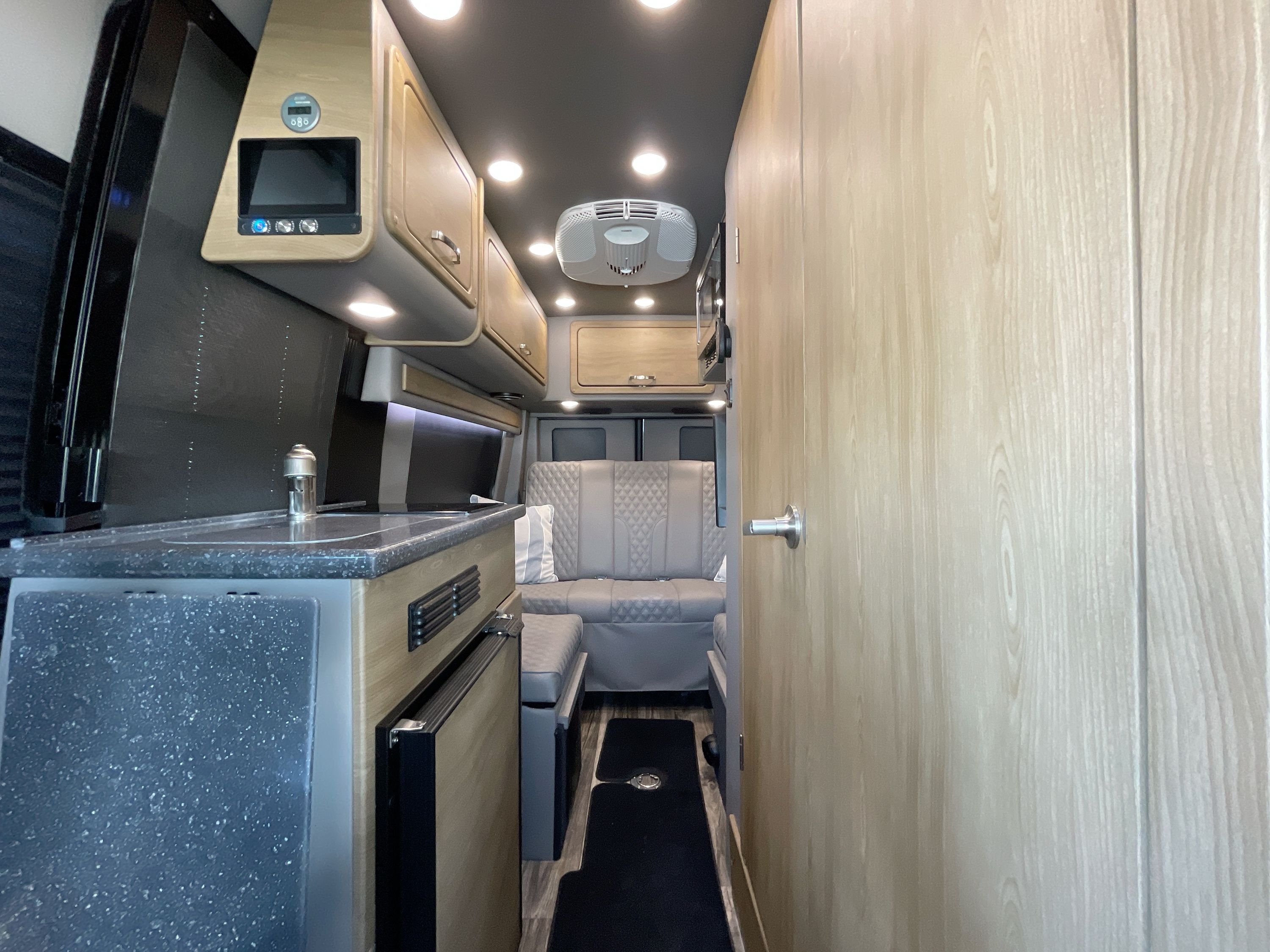2021 Midwest Automotive Designs PASSAGE 144 FD2 LOUNGE in kaysville UT