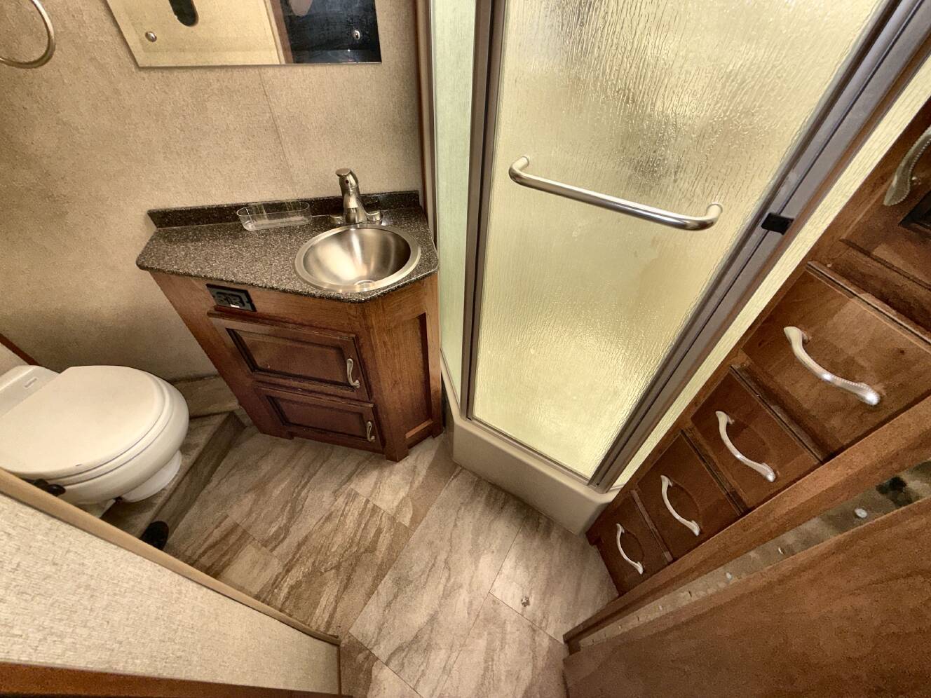 A photo of this 2017 Fleetwood STORM 32A