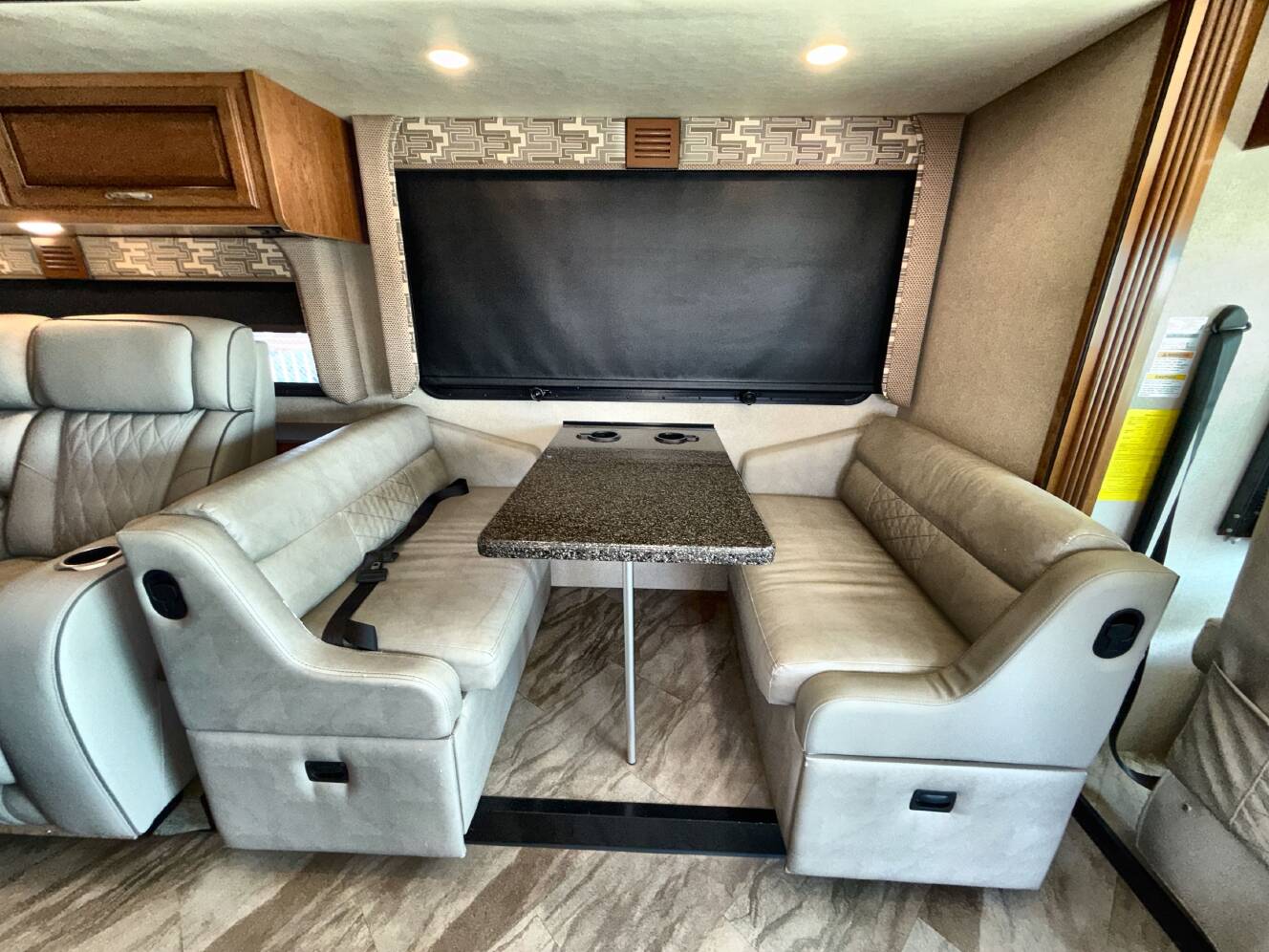 A photo of this 2017 Fleetwood STORM 32A