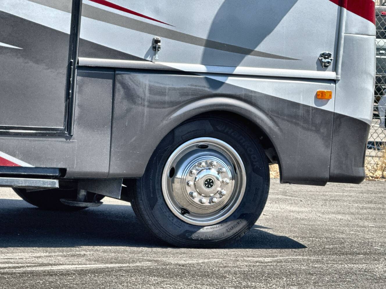 A photo of this 2017 Fleetwood STORM 32A