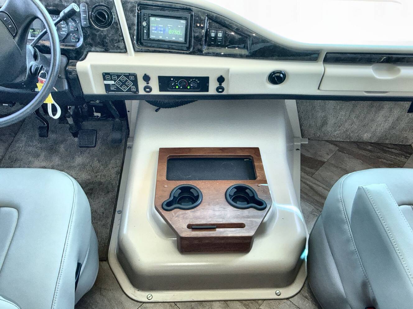 A photo of this 2017 Fleetwood STORM 32A