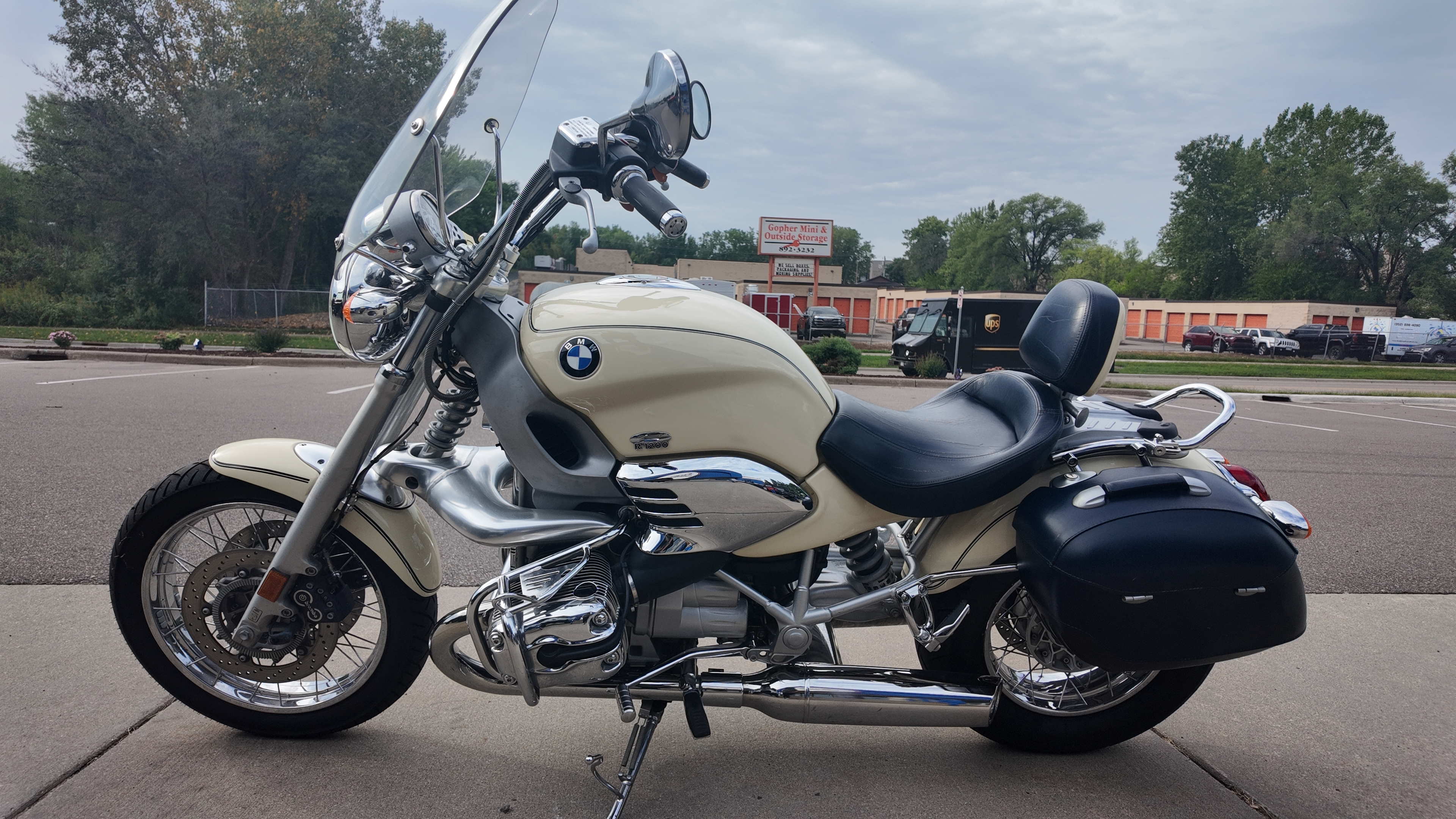 1998 BMW R1200C in lakeville MN