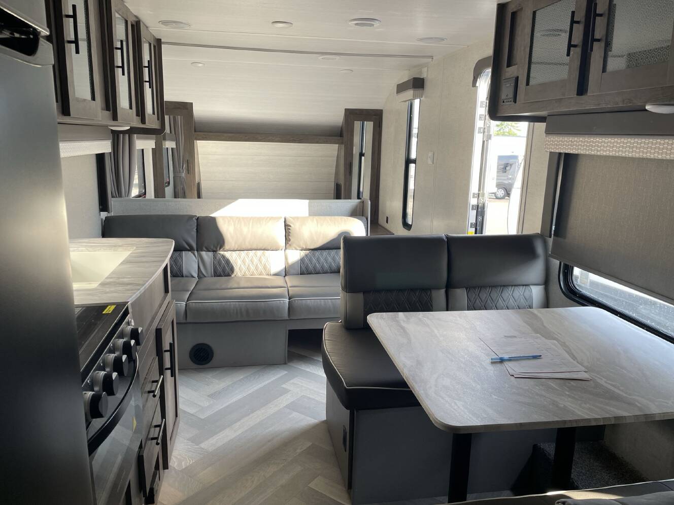 A photo of this 2021 Forest River SALEM CRUISE LITE 261BHXL