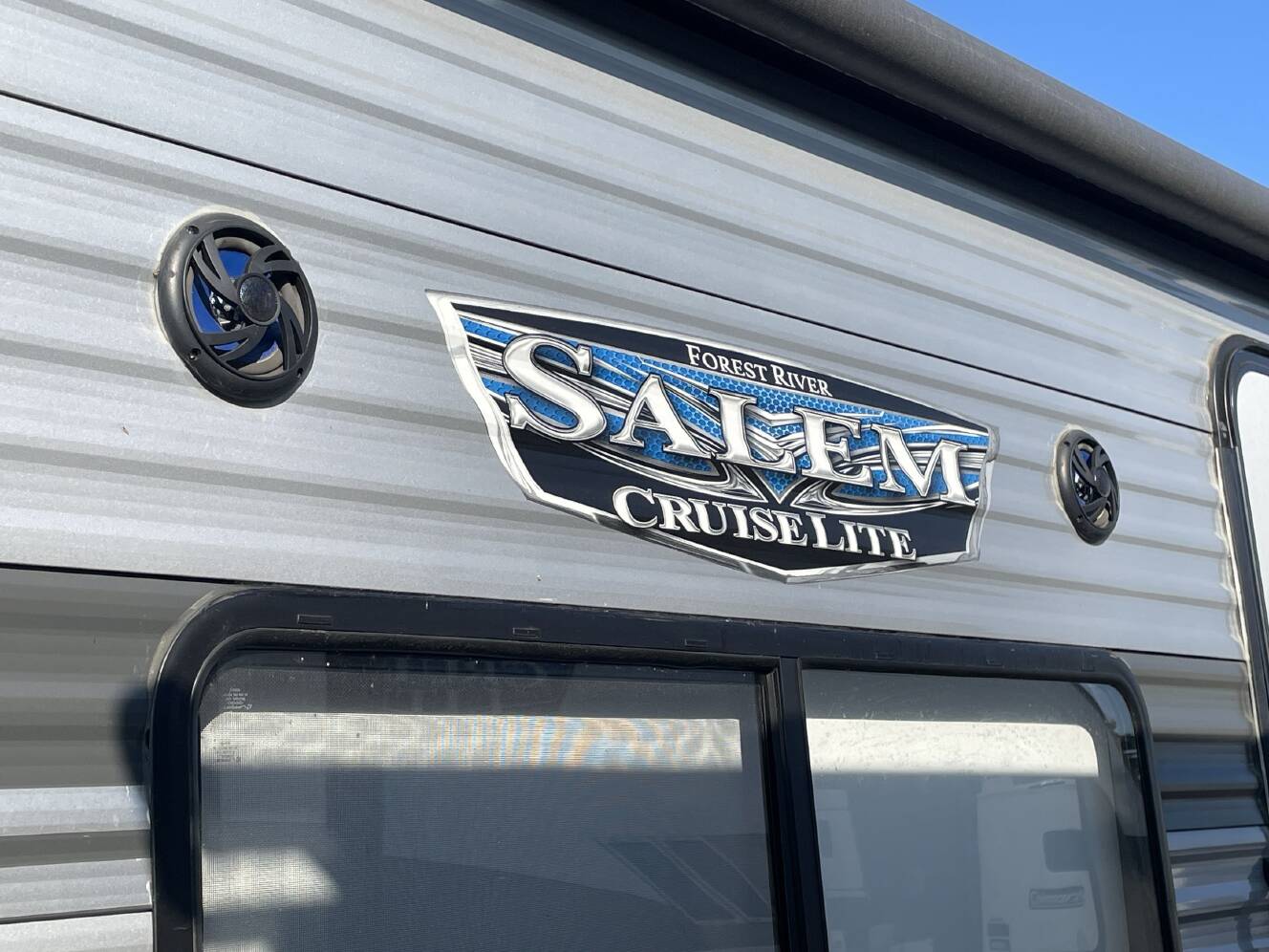 A photo of this 2021 Forest River SALEM CRUISE LITE 261BHXL