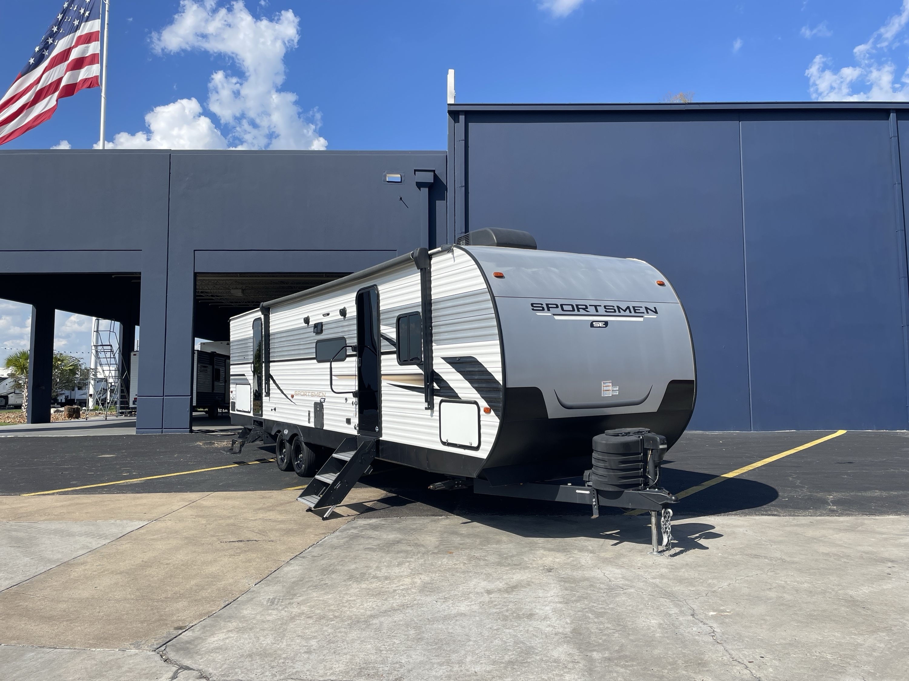2024 K-Z Rv SPORTSMEN SE 332BHKSE in katy TX