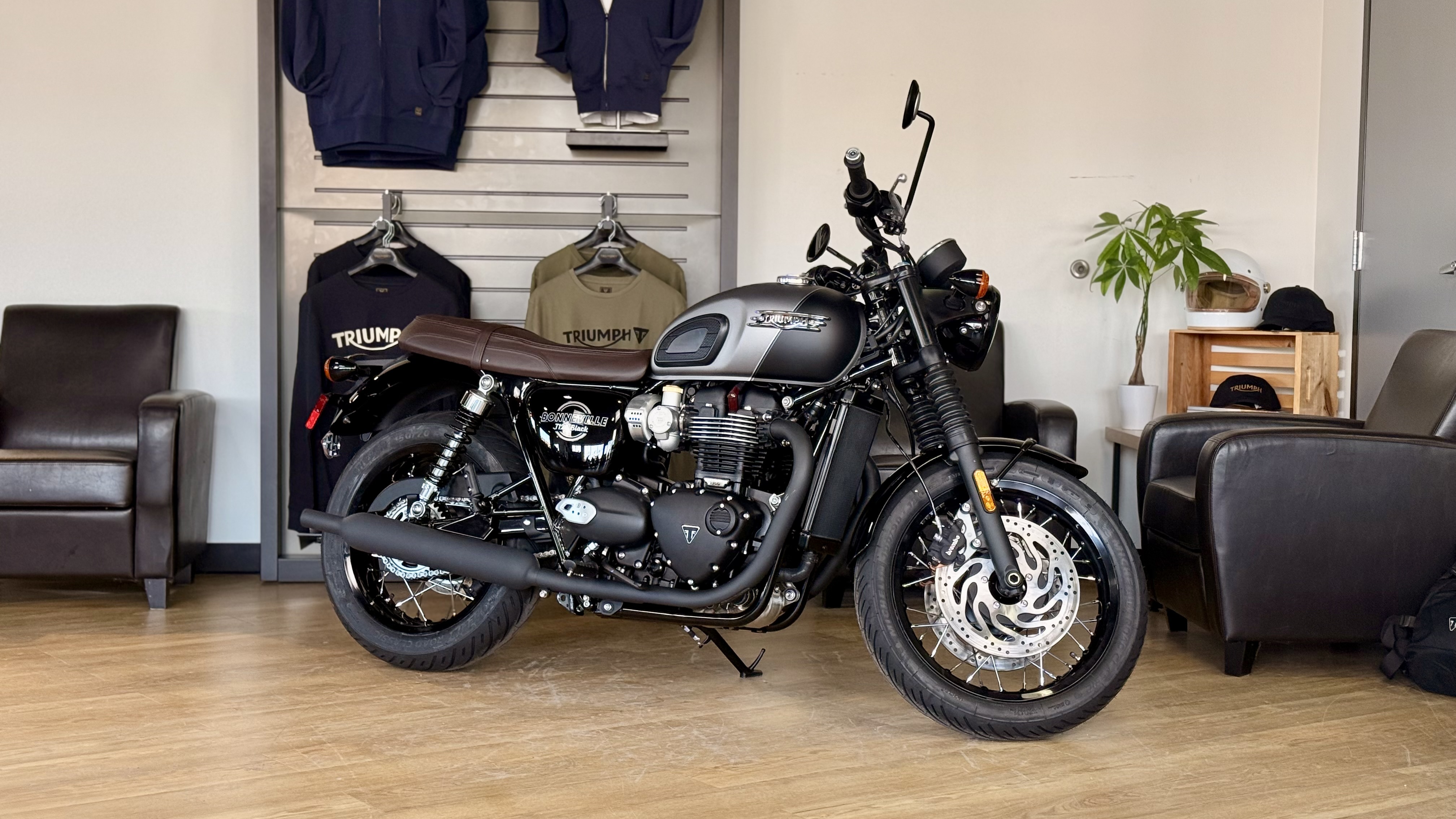 2026 Triumph Bonneville T120 Black BLACK in Cleveland, OH