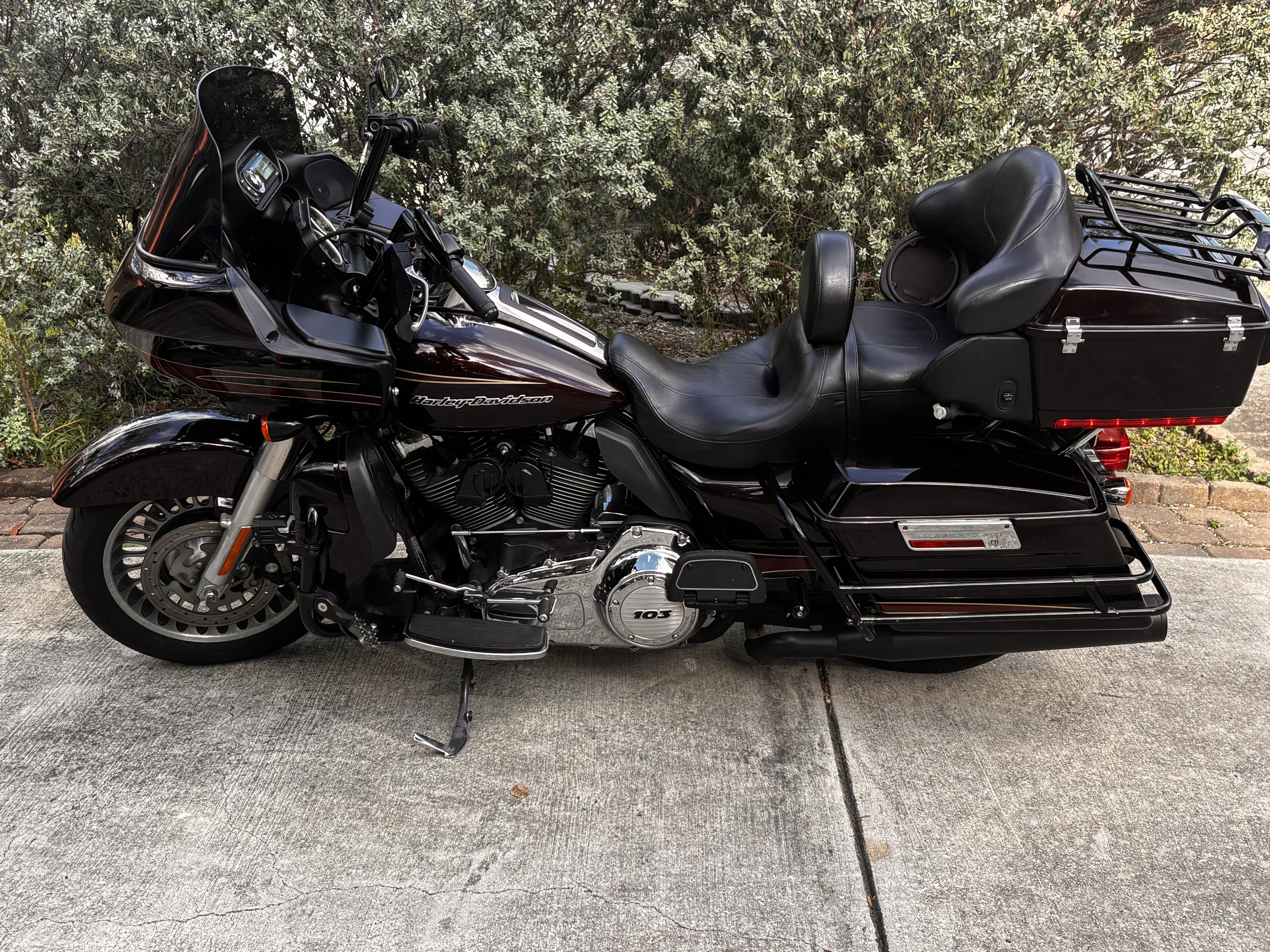2011 Harley-Davidson ROAD GLIDE® CUSTOM BASE BASE in San Antonio, TX