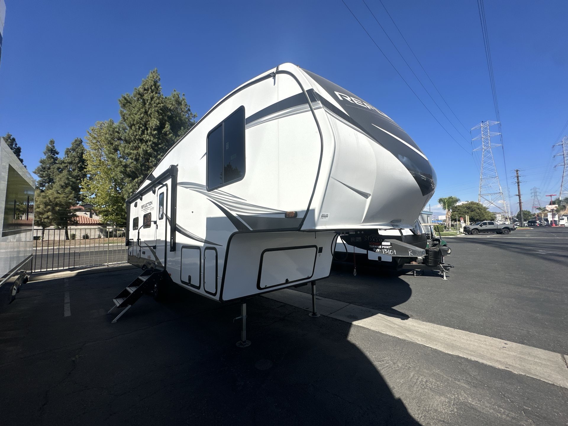 2023 Grand Design REFLECTION 150 SERIES 270BN RV