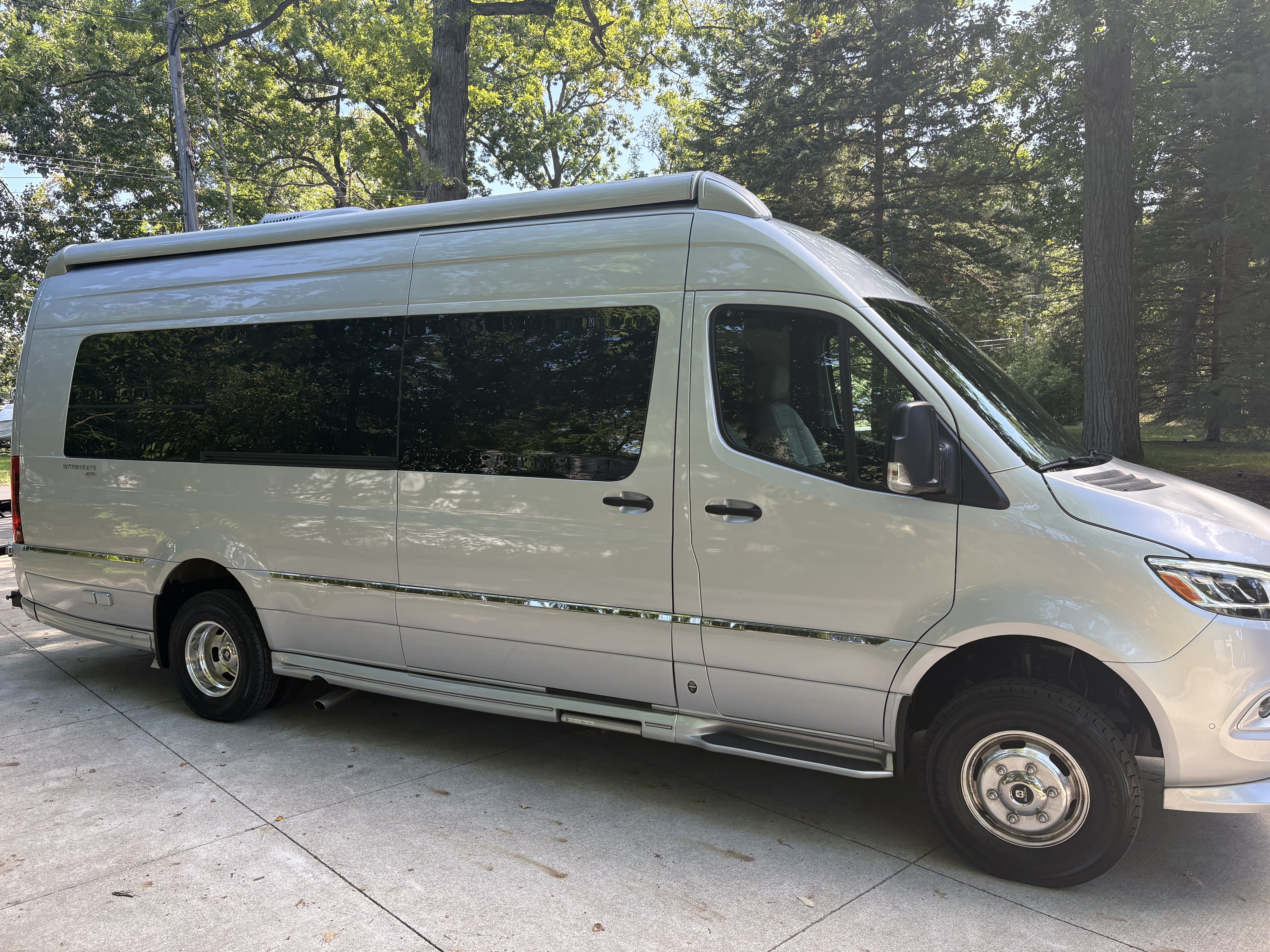 2020 Airstream INTERSTATE 24 LOUNGE EXT in waterford MI