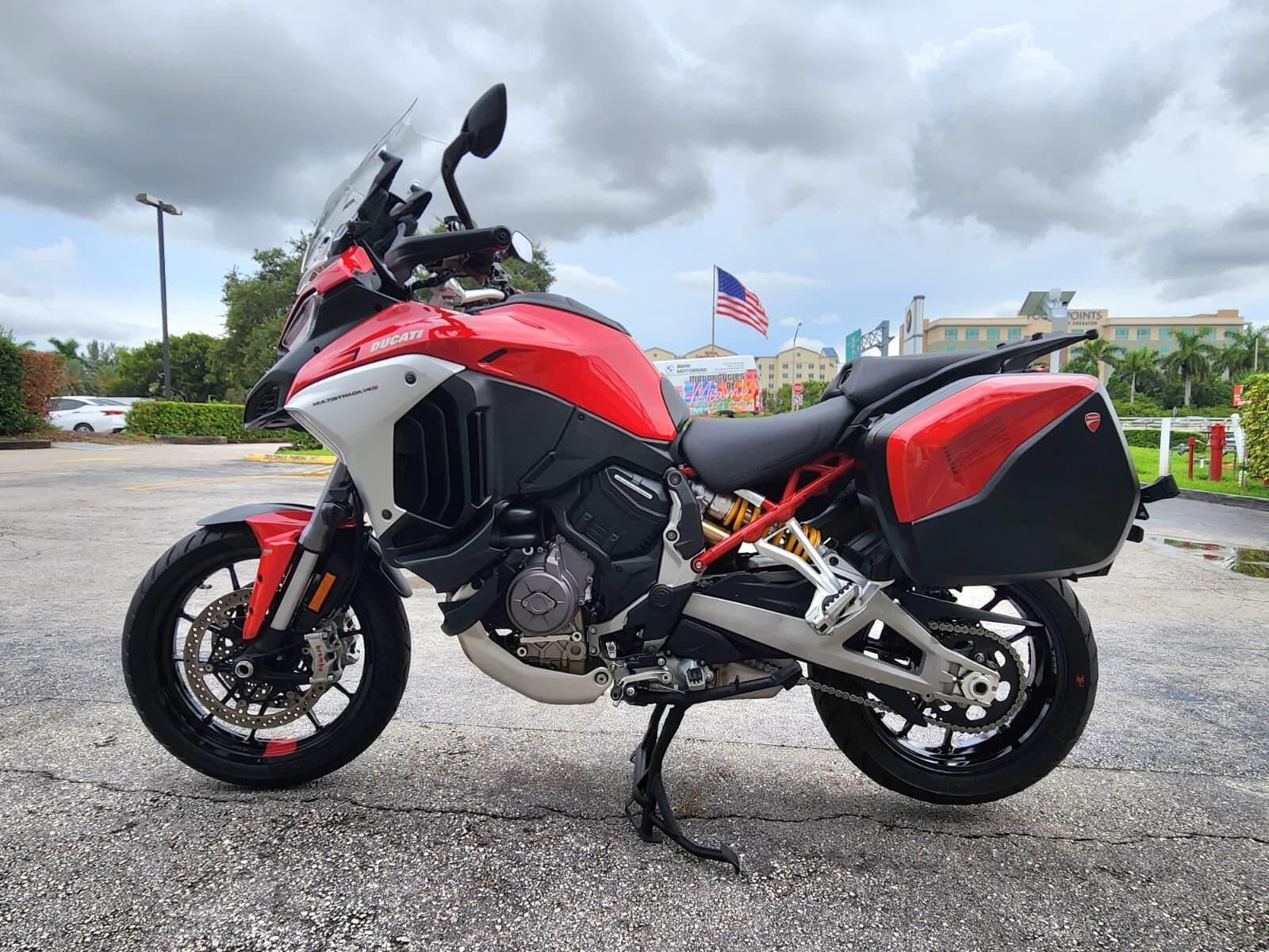 2022 Ducati MULTISTRADA V4 S V4 S in Fort Myers, FL