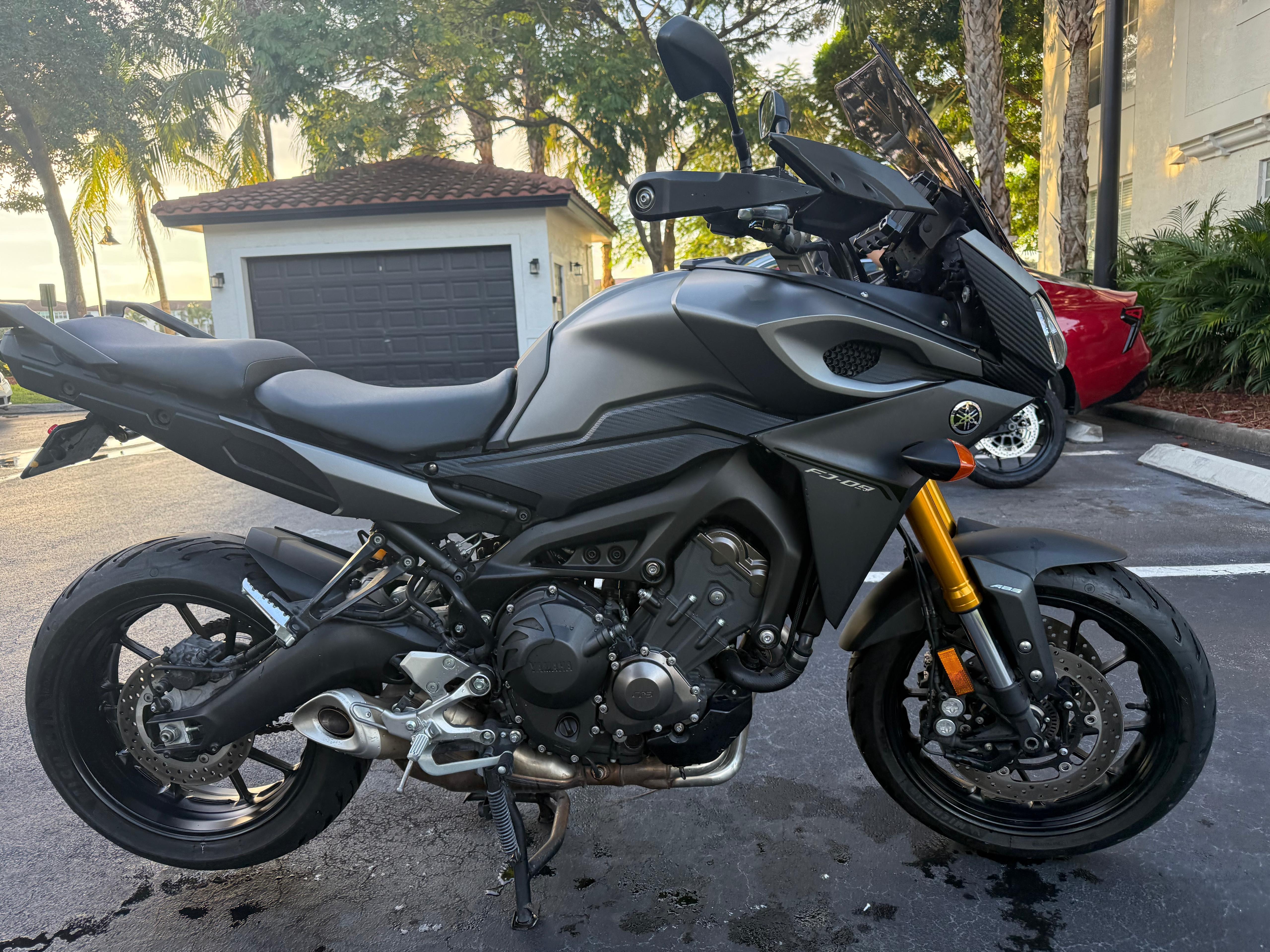2015 Yamaha FJ-09 in Aventura, FL