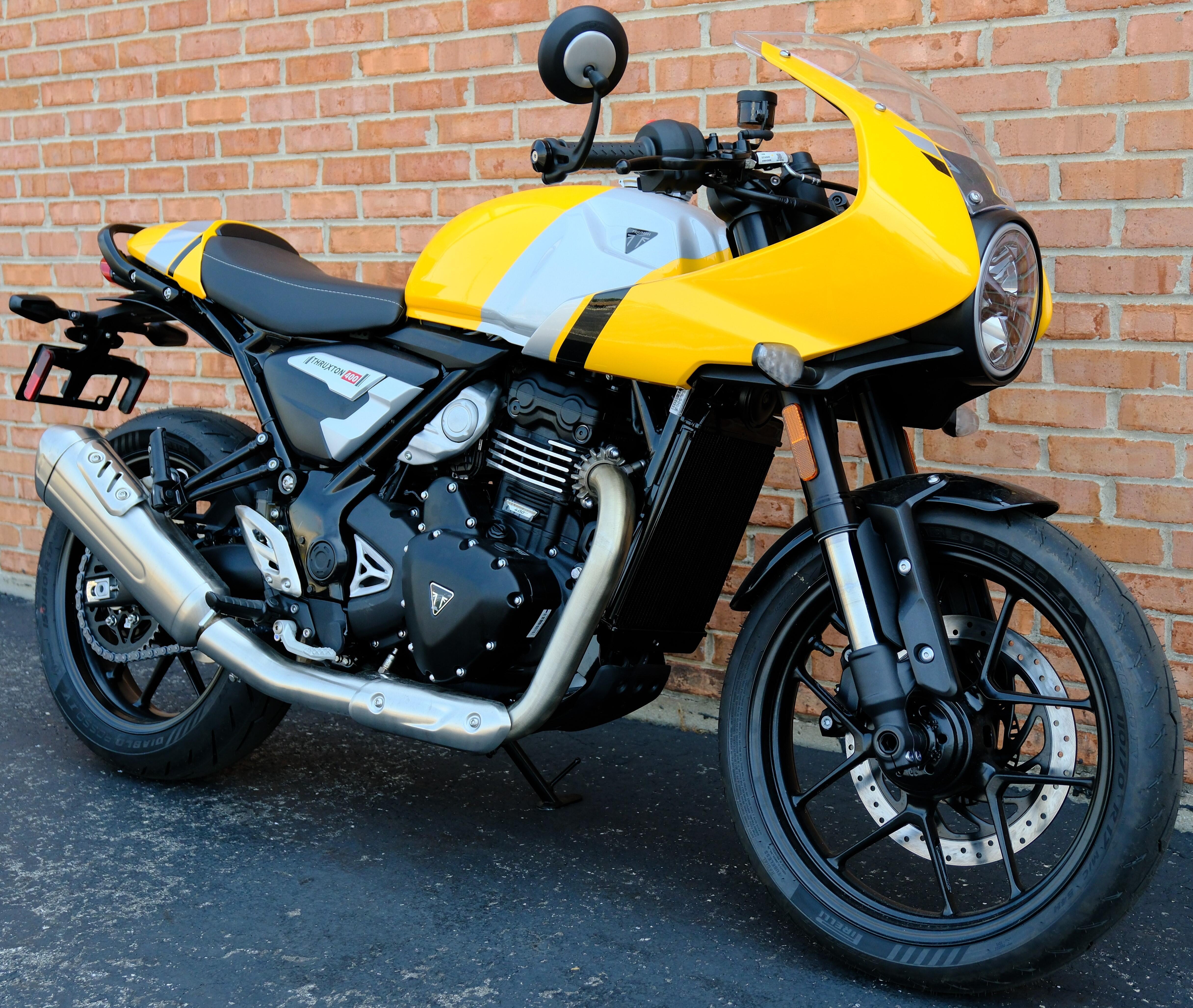 2025 Triumph Thruxton 400 in villa park IL