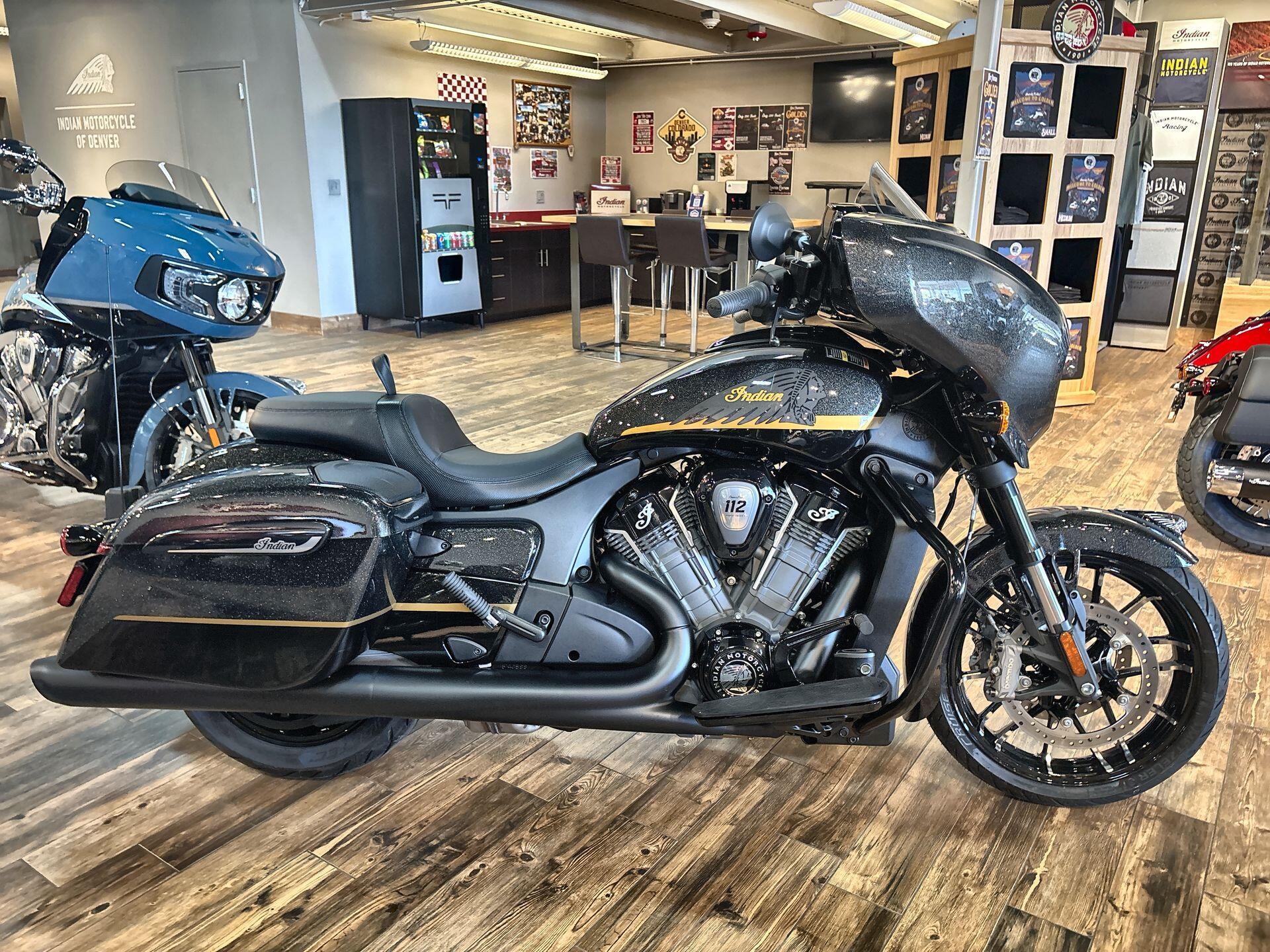 2026 Indian Motorcycle CHIEFTAIN PP 112, Dark Horse w PowerBand Audio DARK HORSE in Lakewood, CO