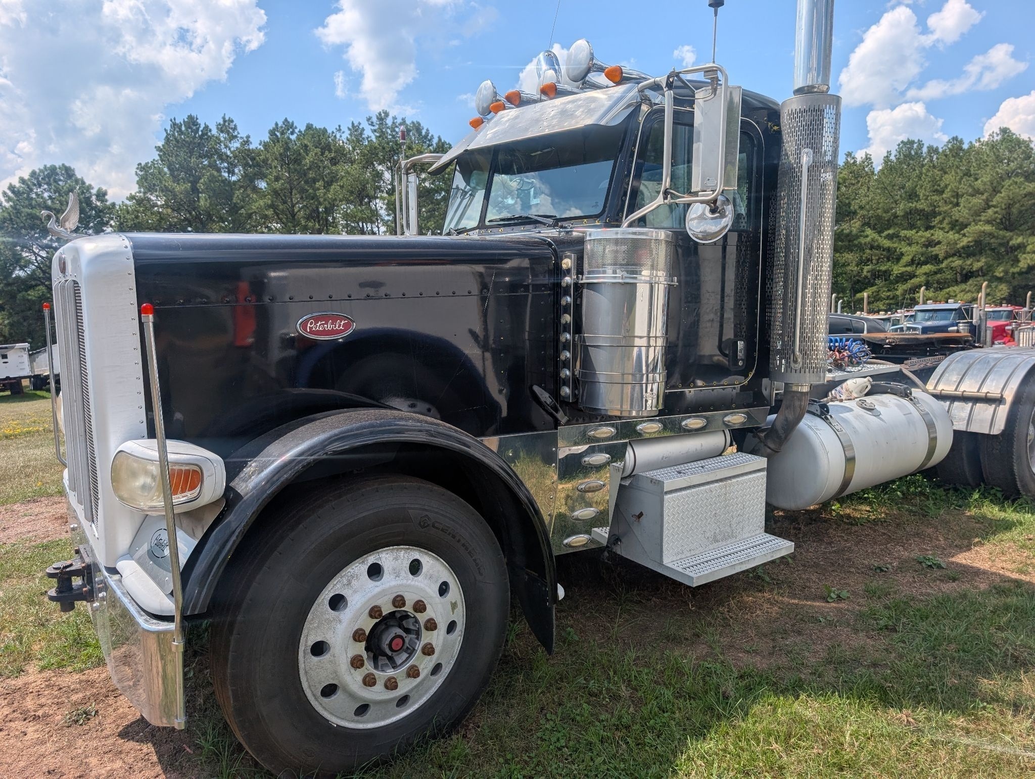 2012 PETERBILT 389 in Birmingham, AL