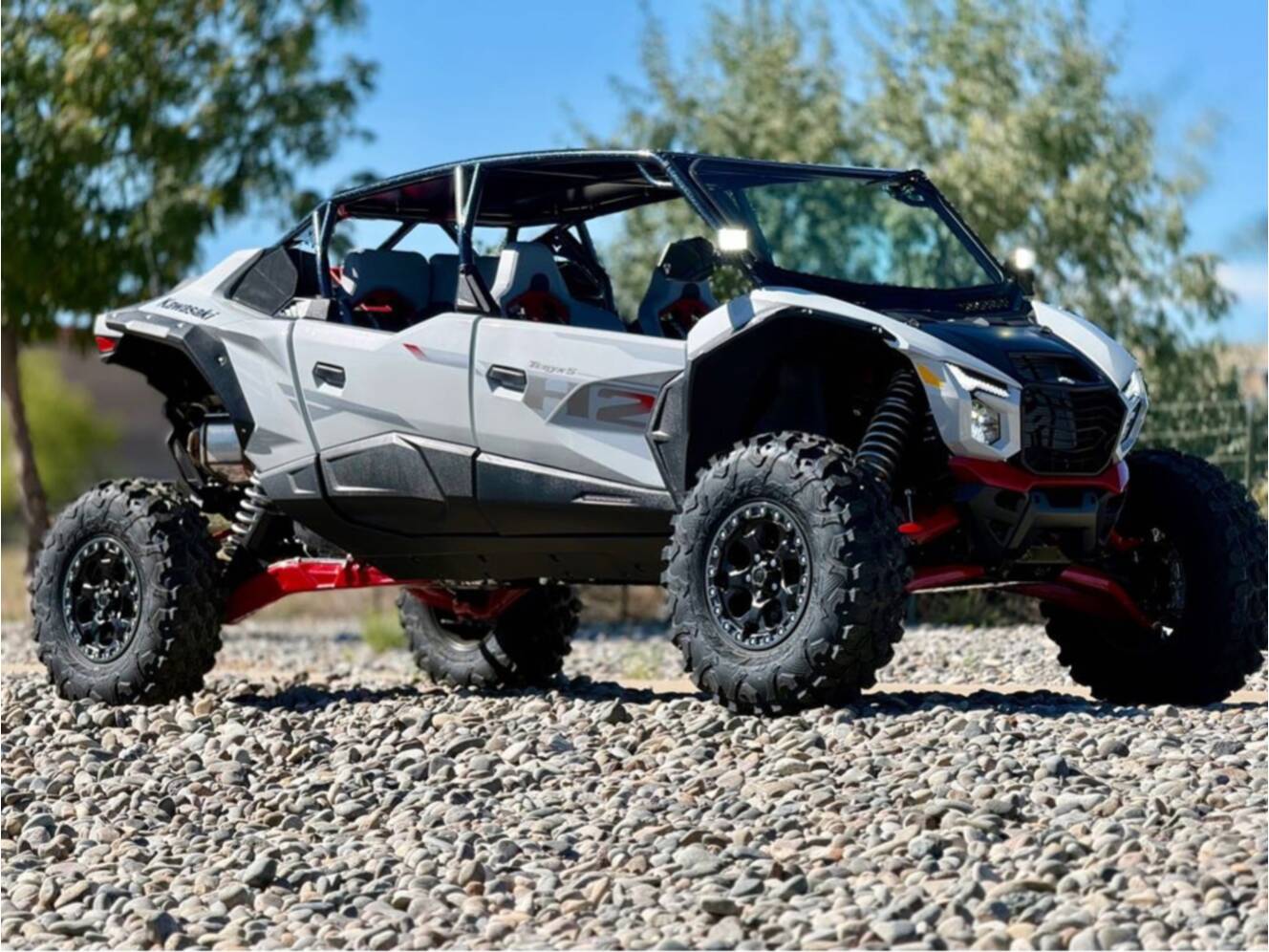 A photo of this 2026 Kawasaki Teryx 5 H2 Deluxe eS - Pro Build Deluxe eS