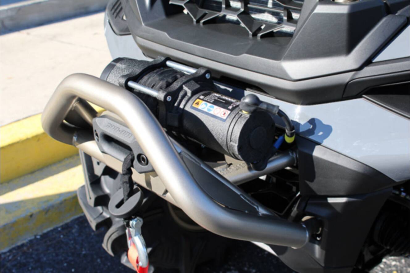 A photo of this 2026 Can-Am Outlander X Mr 850