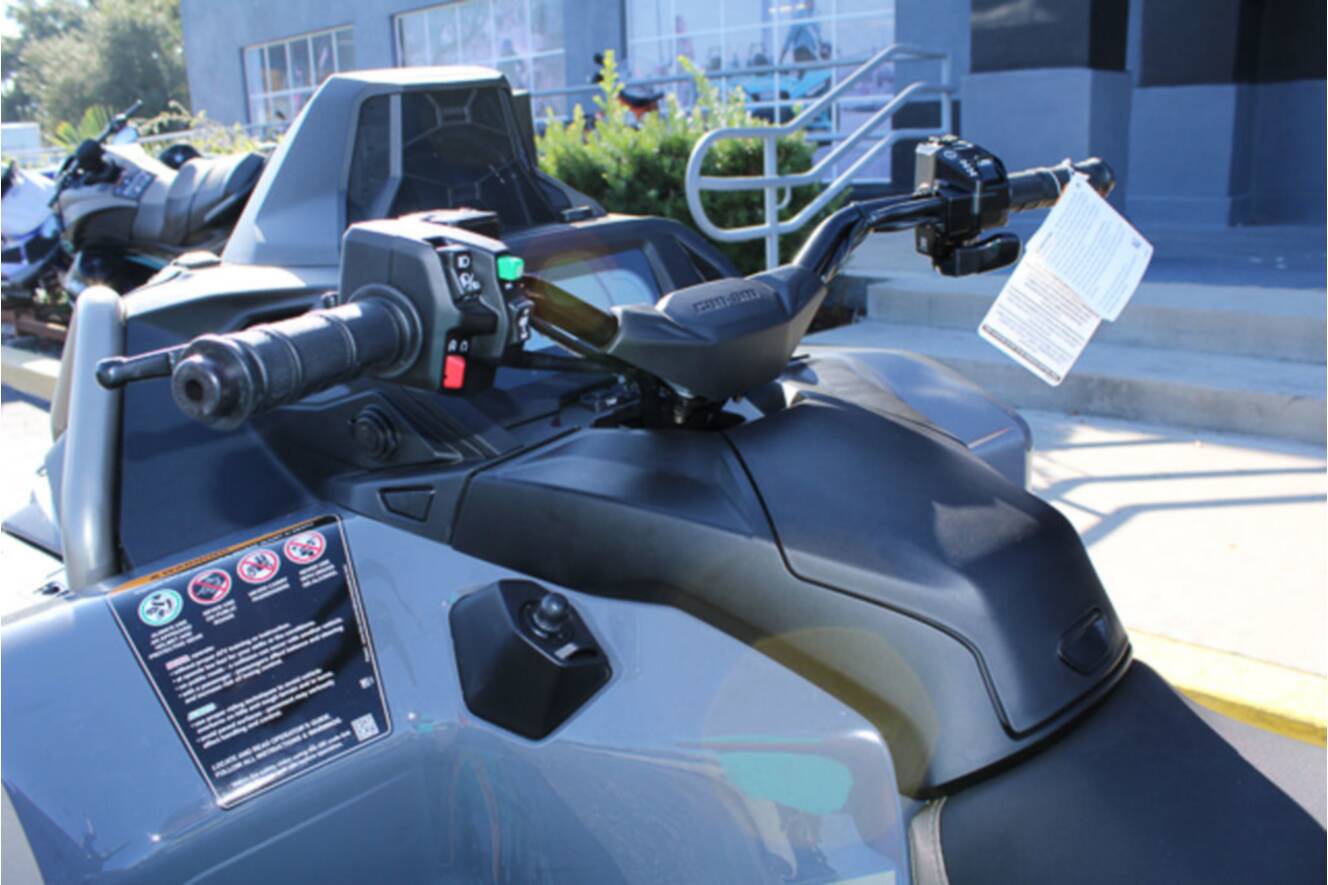 A photo of this 2026 Can-Am Outlander X Mr 850