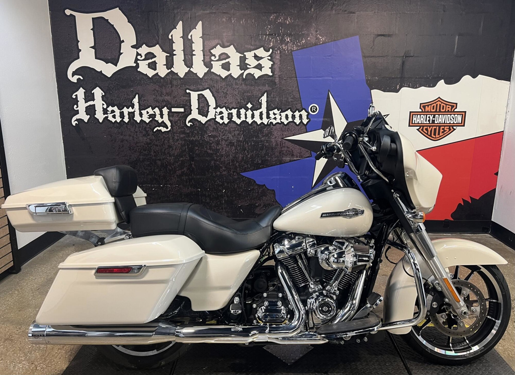 2022 Harley-Davidson Street Glide in Garland, TX