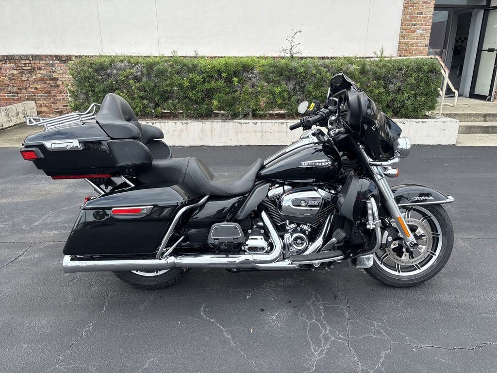 2018 Harley-Davidson Touring FLHTCU - Electra Glide Ultra Classic ULTRA CLASSIC FLHTCU in Daytona Beach, FL