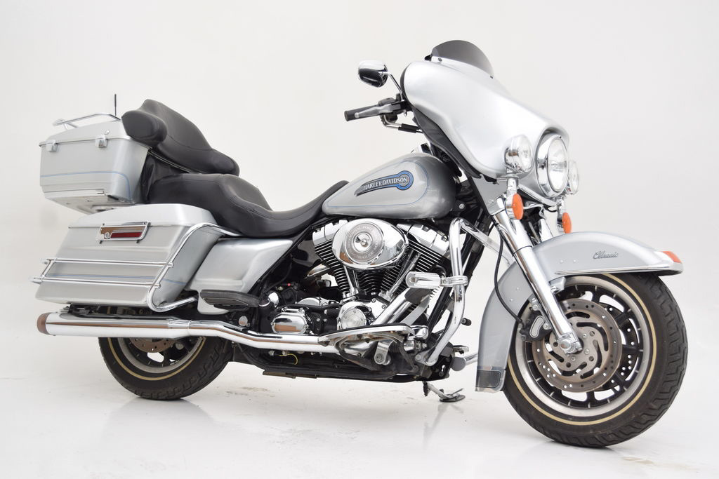 2006 Harley-Davidson FLHTC CLASSIC in Scott City, MO